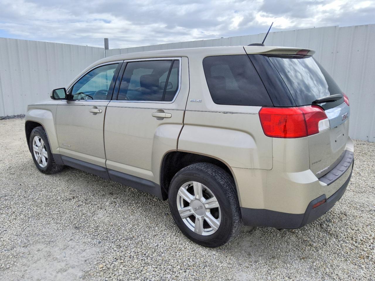 2015 Gmc Terrain Sle Gold vin: 2GKALMEK6F6327360