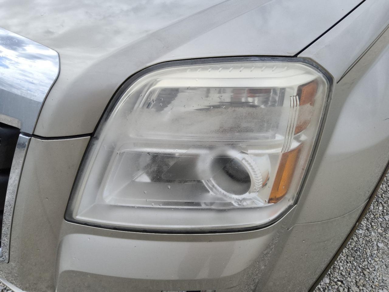 2015 Gmc Terrain Sle Gold vin: 2GKALMEK6F6327360 Damage: Left Head Lamp, Faded, Acceptable