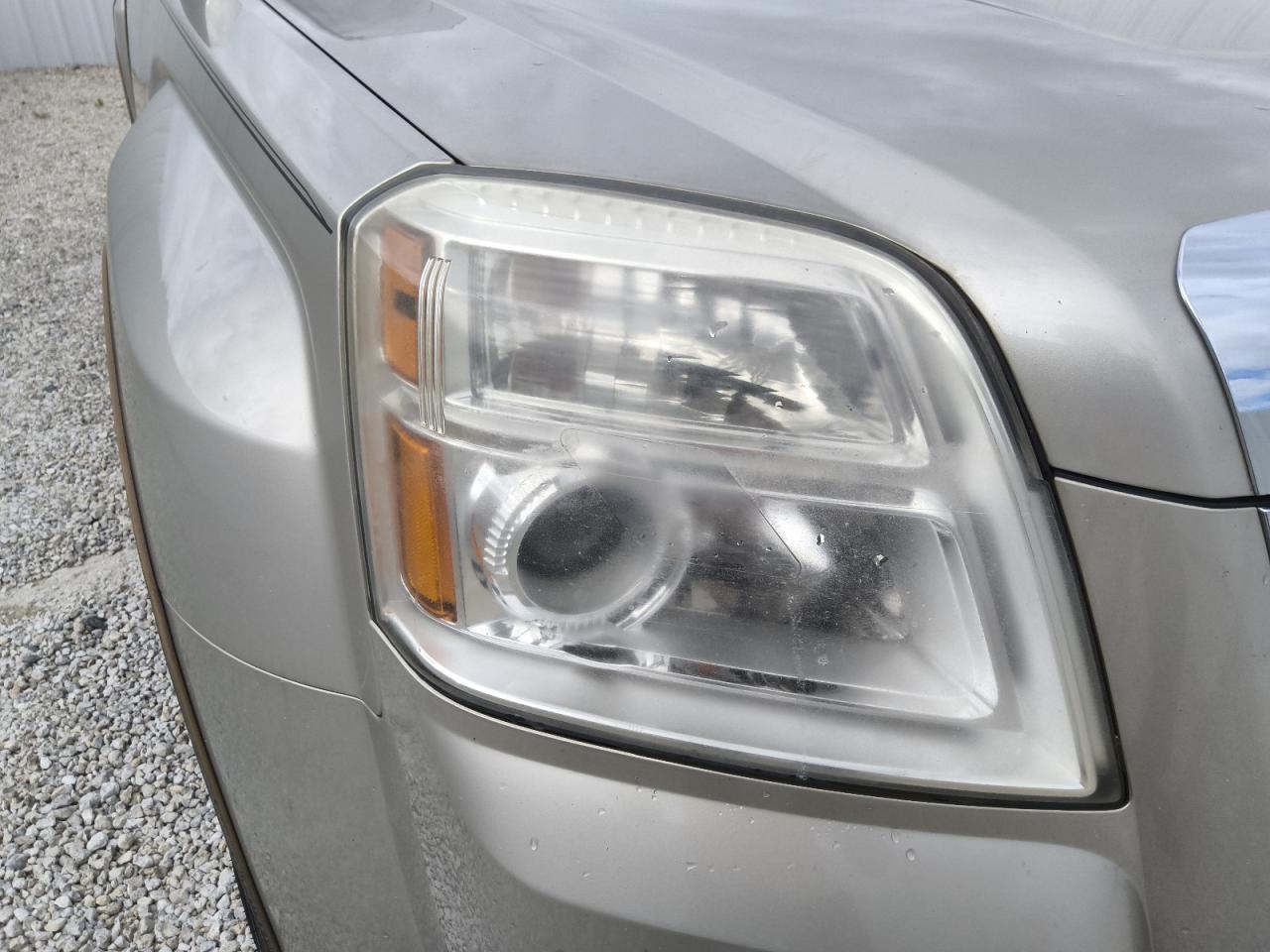 2015 Gmc Terrain Sle Gold vin: 2GKALMEK6F6327360 Damage: Right Head Lamp, Faded, Acceptable