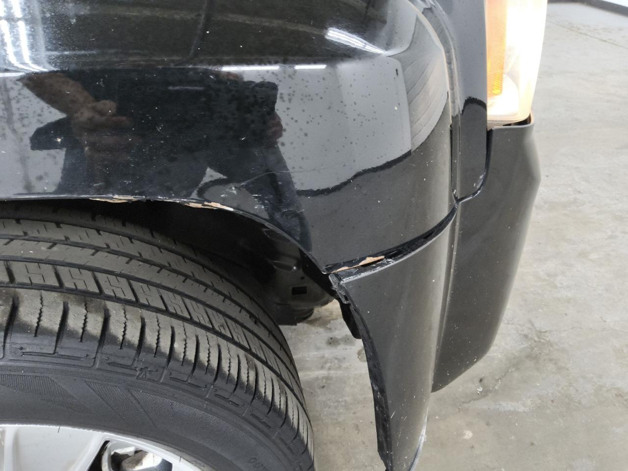 2012 Gmc Terrain Sle Black vin: 2GKALMEK8C6175349 Damage: Right Front Fender, Dent(S) W/ Paint Dmg, 1 To 2 Inches