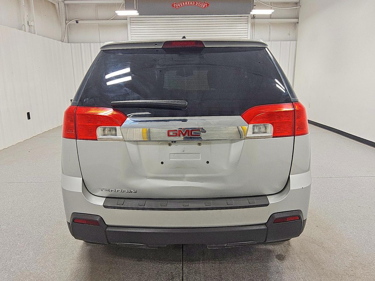 2014 Gmc Terrain Sle Silver vin: 2GKALMEK8E6190548