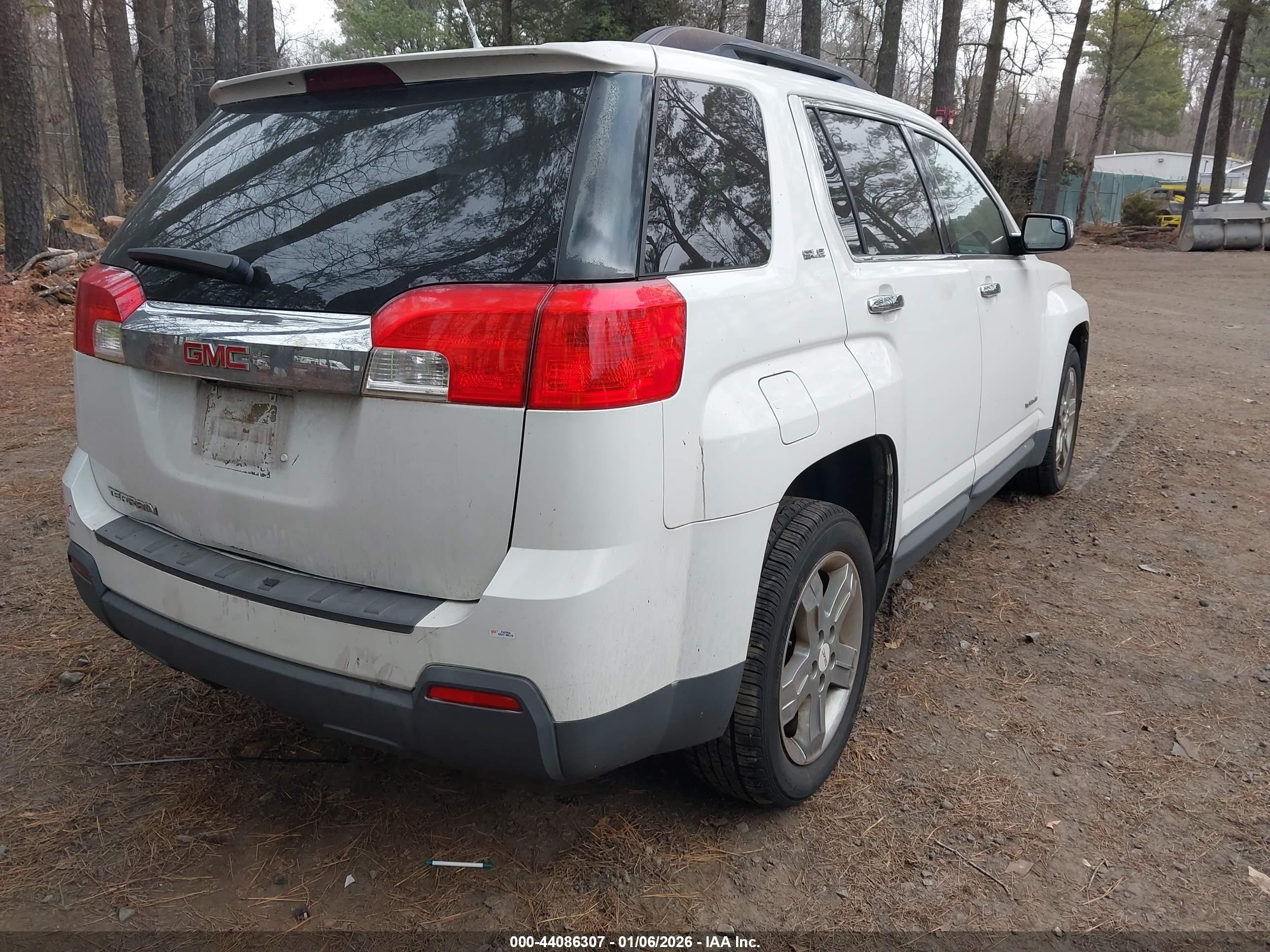 2013 Gmc Terrain Sle-2 Белый vin: 2GKALSEK6D6374373