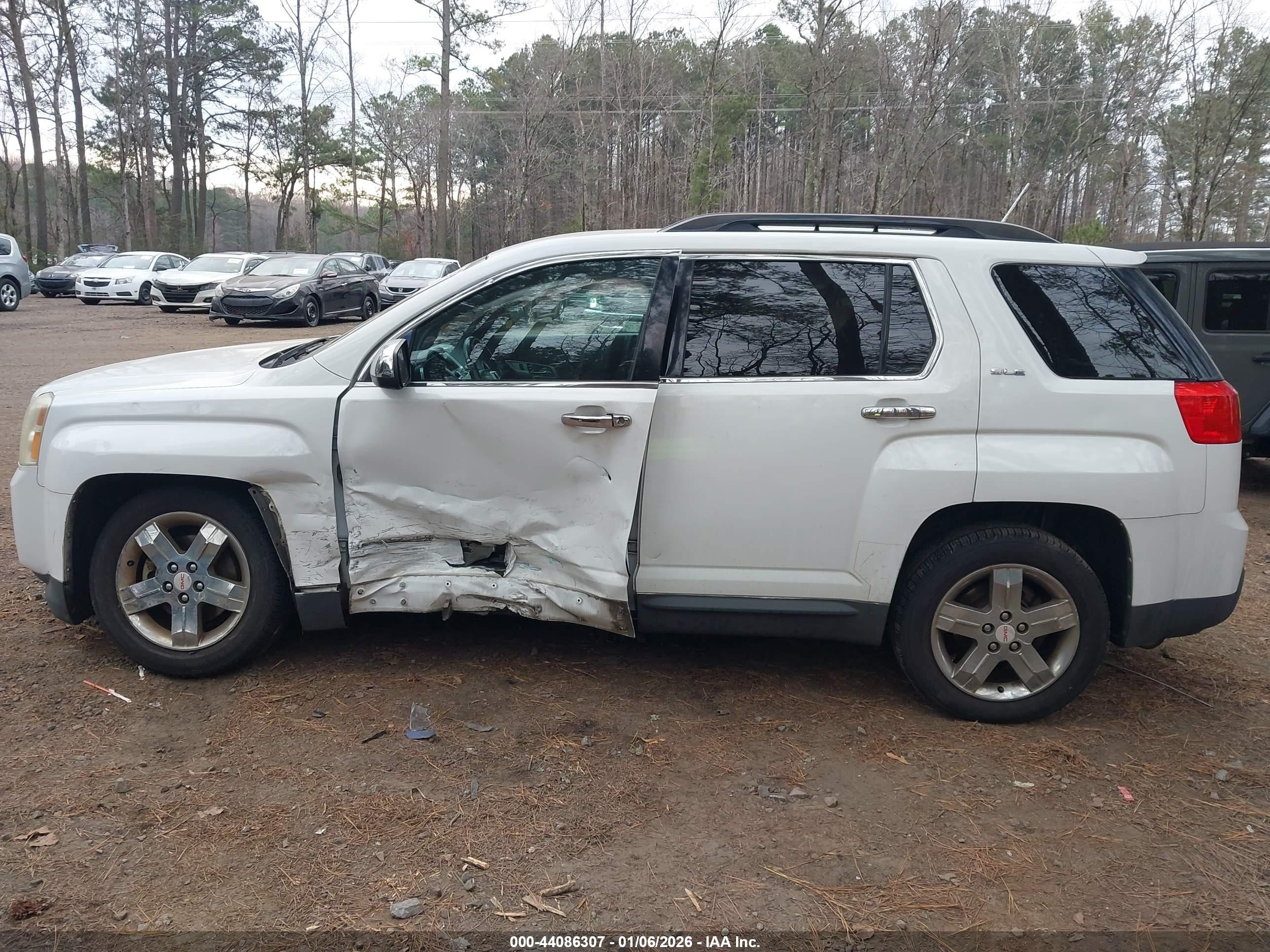 2013 Gmc Terrain Sle-2 Белый vin: 2GKALSEK6D6374373