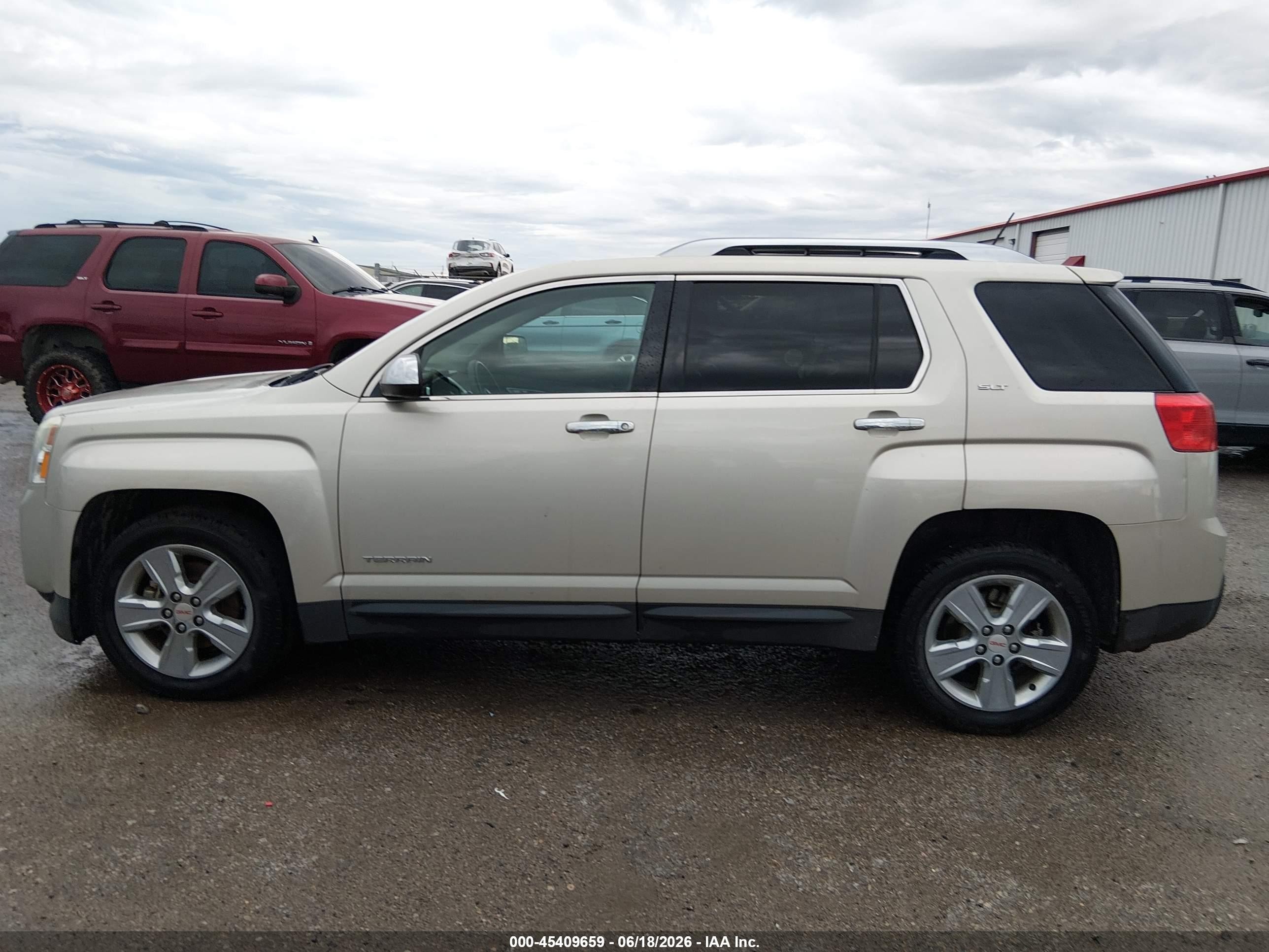 2015 Gmc Terrain Slt-2 Champagne vin: 2GKALTEK9F6373906