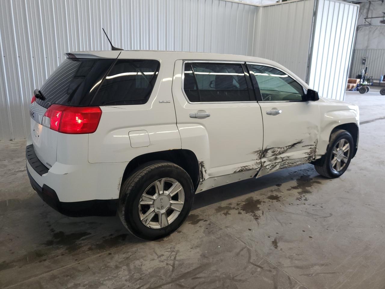 2013 Gmc Terrain Sle White vin: 2GKFLREK4D6394832 Damage: Right Qtr Panel, Corrosion, 3 To 4 Inches
