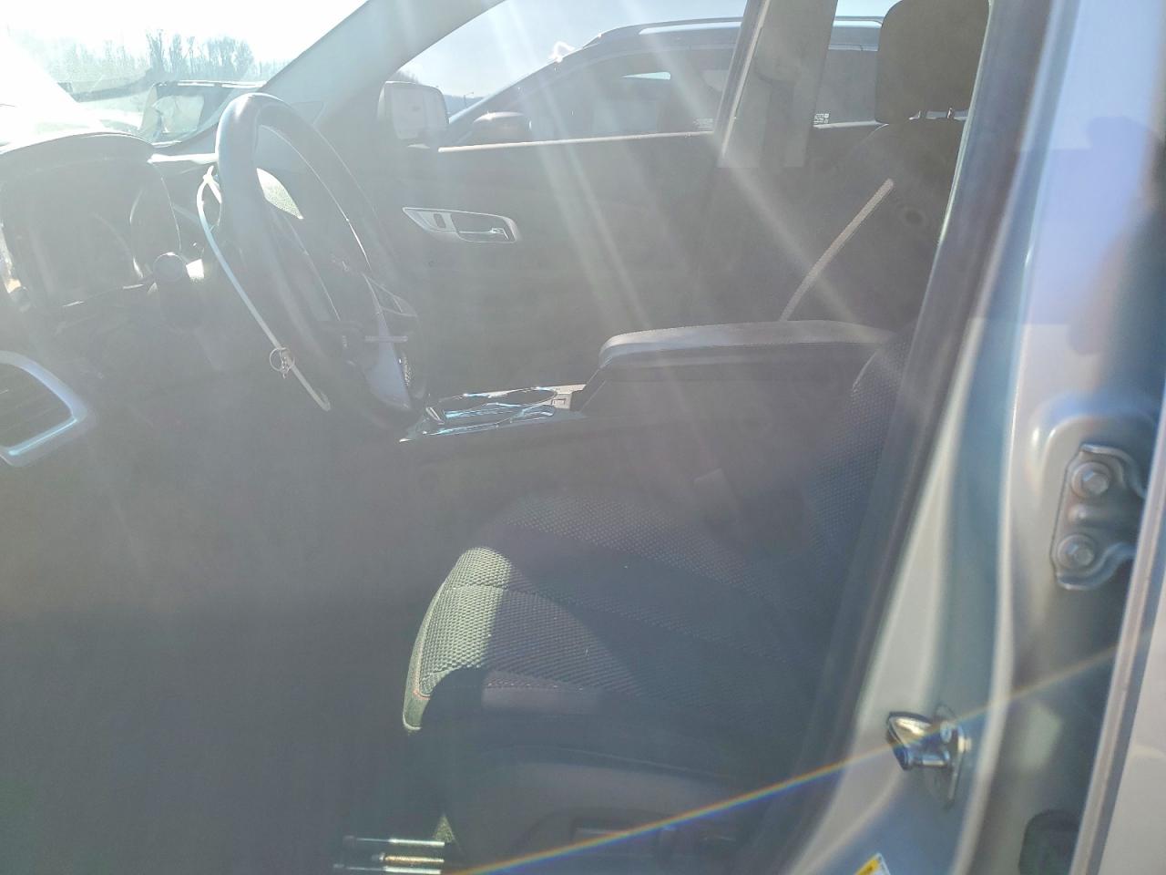 2017 Gmc Terrain Sle Silver vin: 2GKFLTEK2H6330579