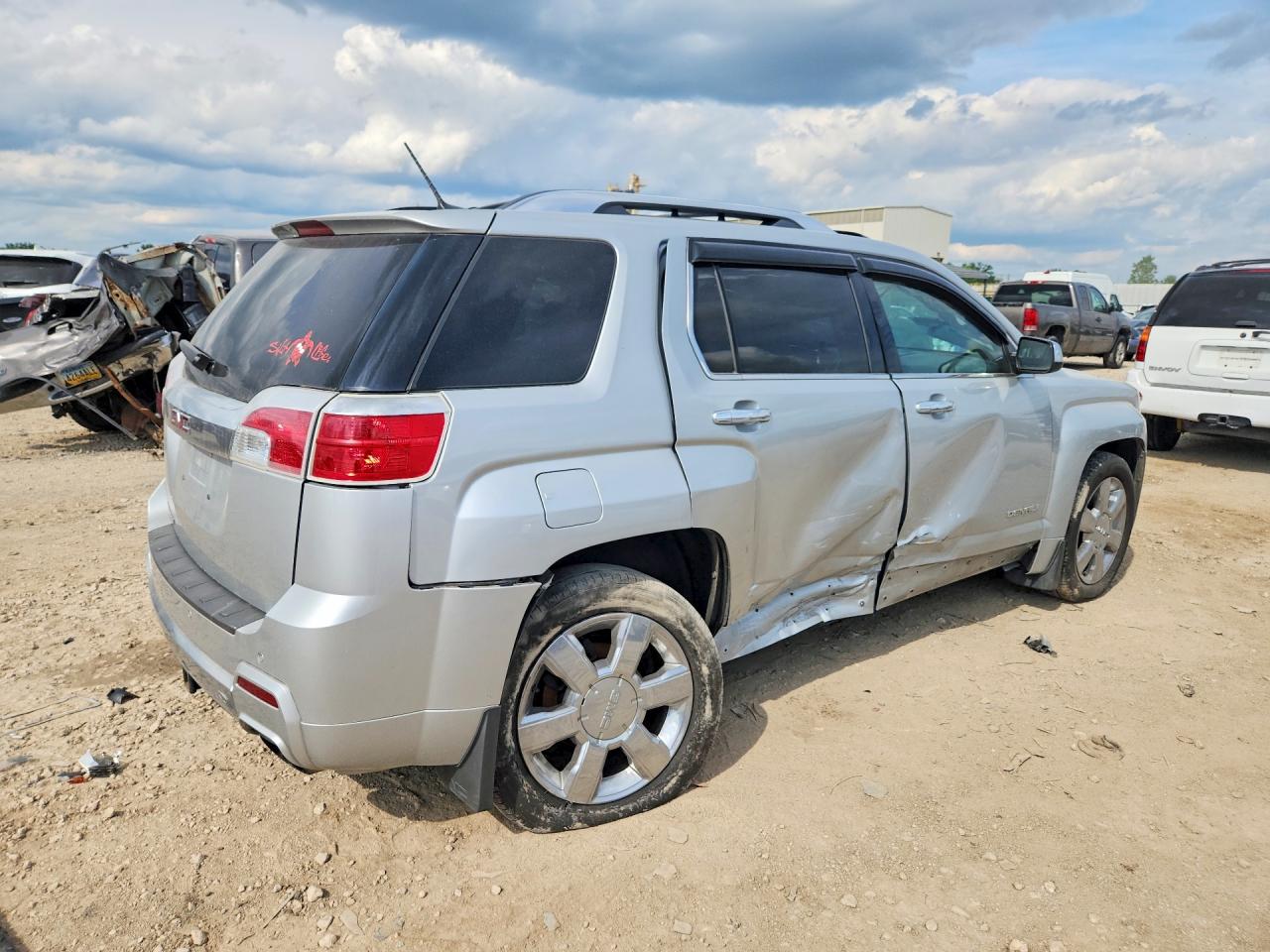 2014 Gmc Terrain Denali Серебряный vin: 2GKFLUE30E6184306