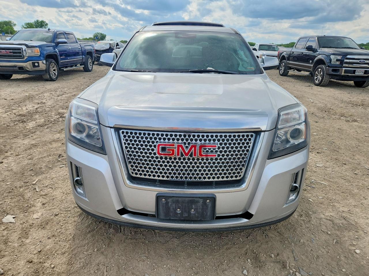 2014 Gmc Terrain Denali Серебряный vin: 2GKFLUE30E6184306
