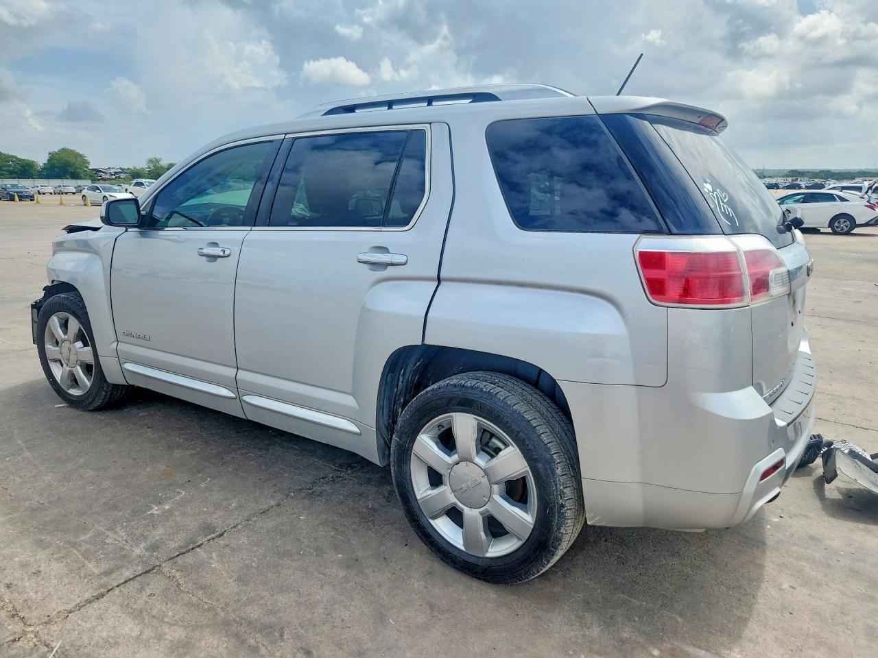2015 Gmc Terrain Denali Silver vin: 2GKFLUE30F6147340