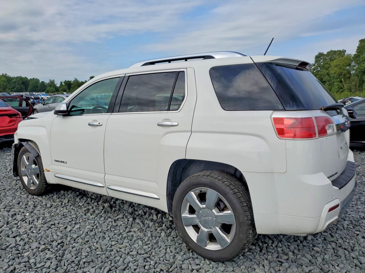 2015 Gmc Terrain Denali White vin: 2GKFLUE33F6302785