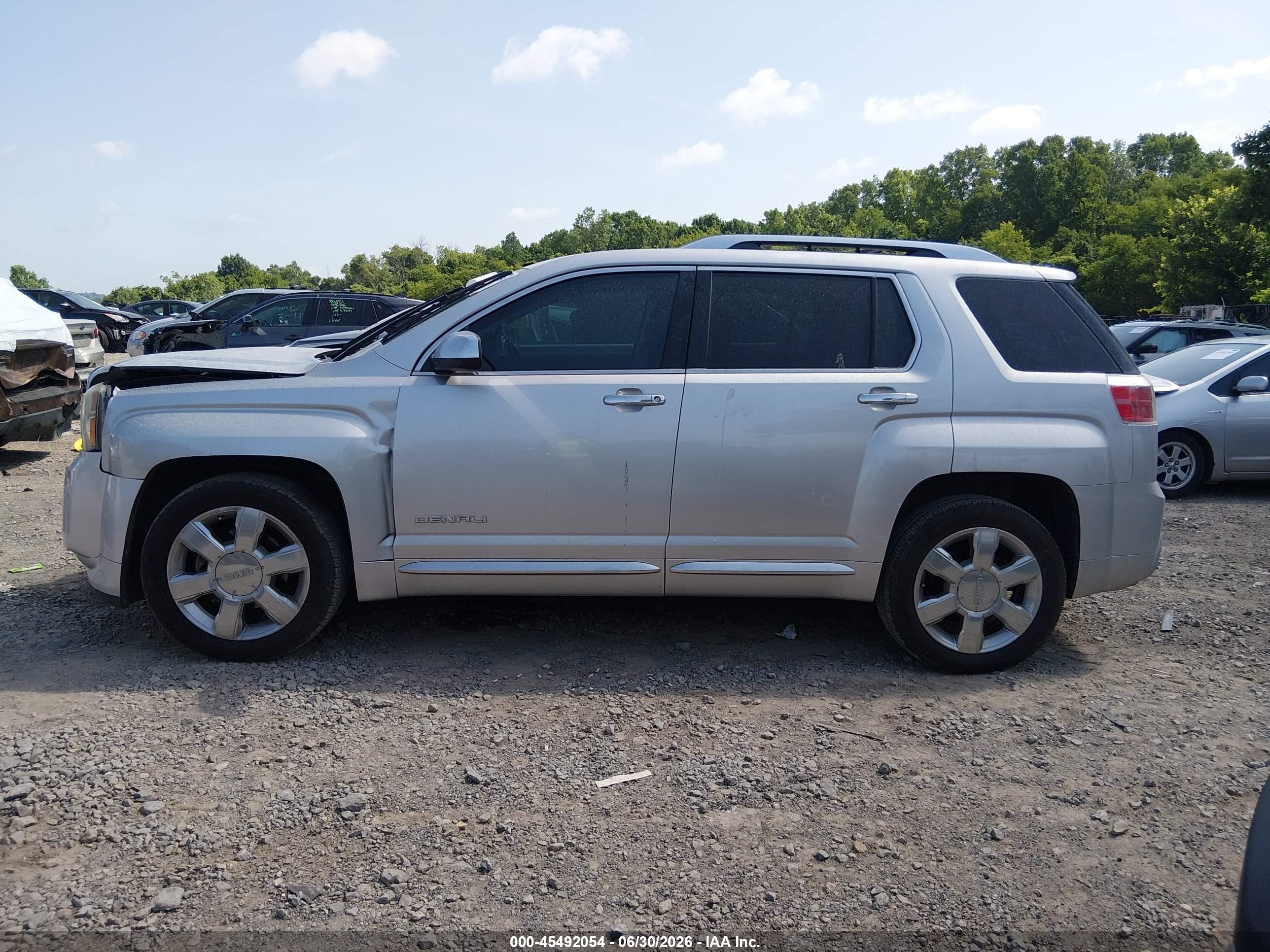 2014 Gmc Terrain Denali Silver vin: 2GKFLUE37E6282121