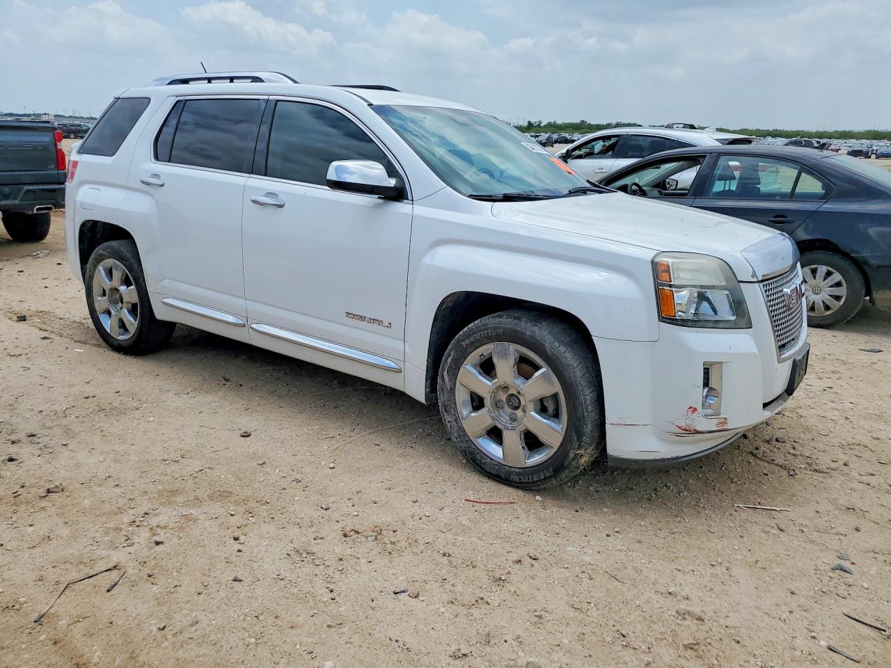 2015 Gmc Terrain Denali White vin: 2GKFLUE38F6319193