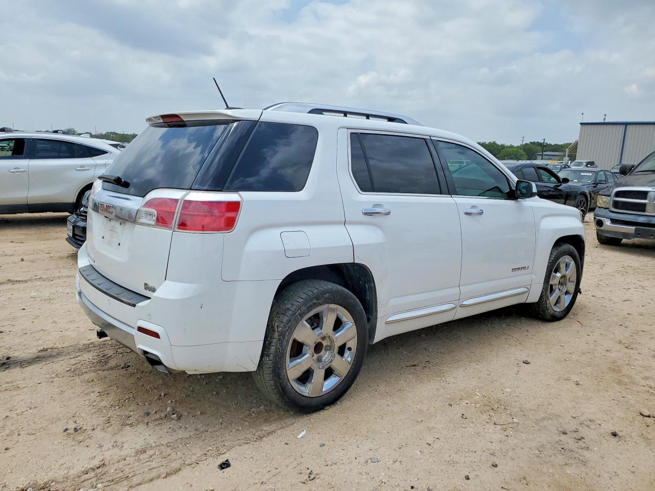 2015 Gmc Terrain Denali White vin: 2GKFLUE38F6319193