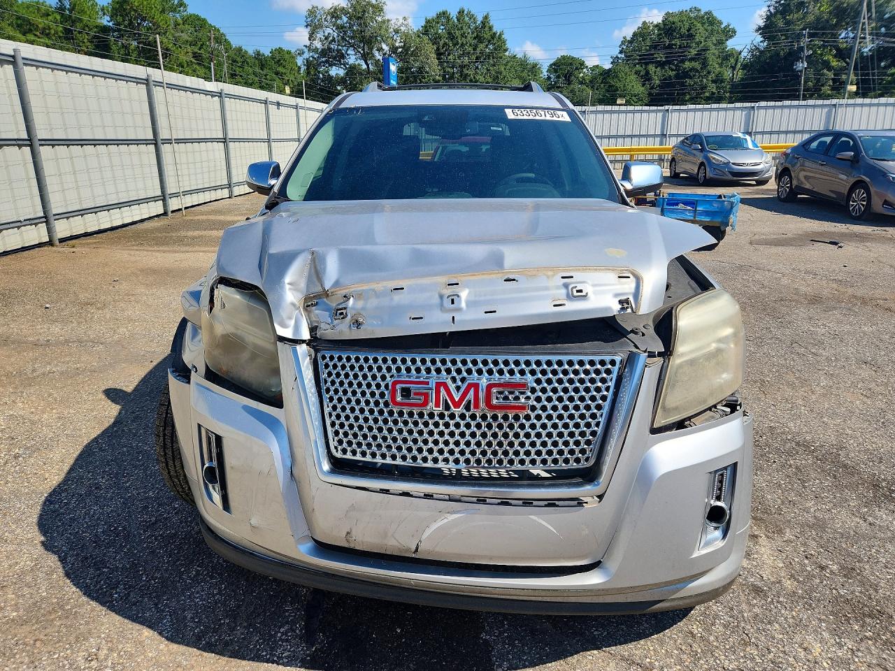2015 Gmc Terrain Denali Silver vin: 2GKFLUE3XF6202621