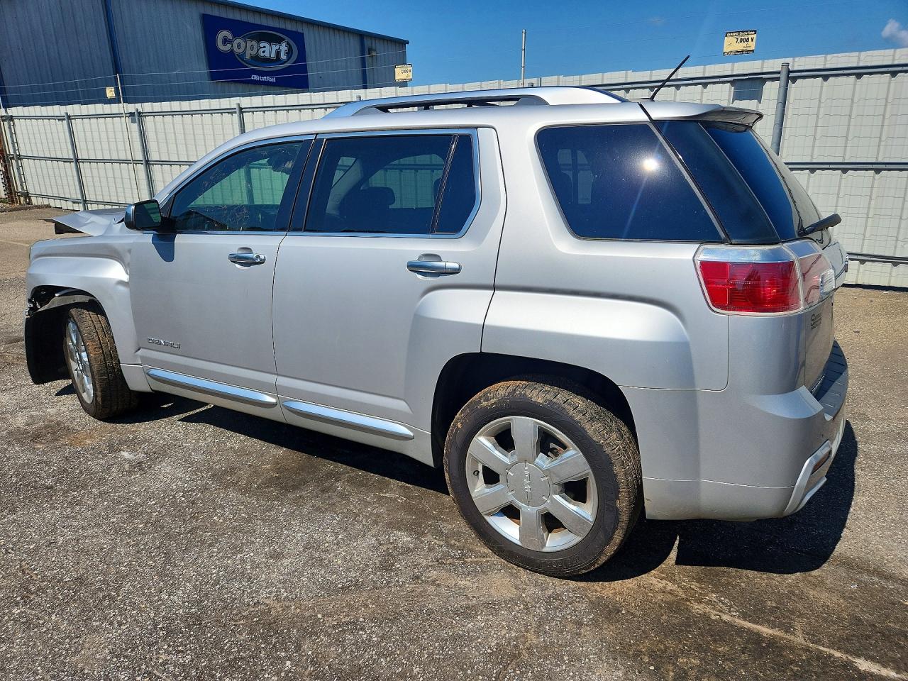 2015 Gmc Terrain Denali Silver vin: 2GKFLUE3XF6202621