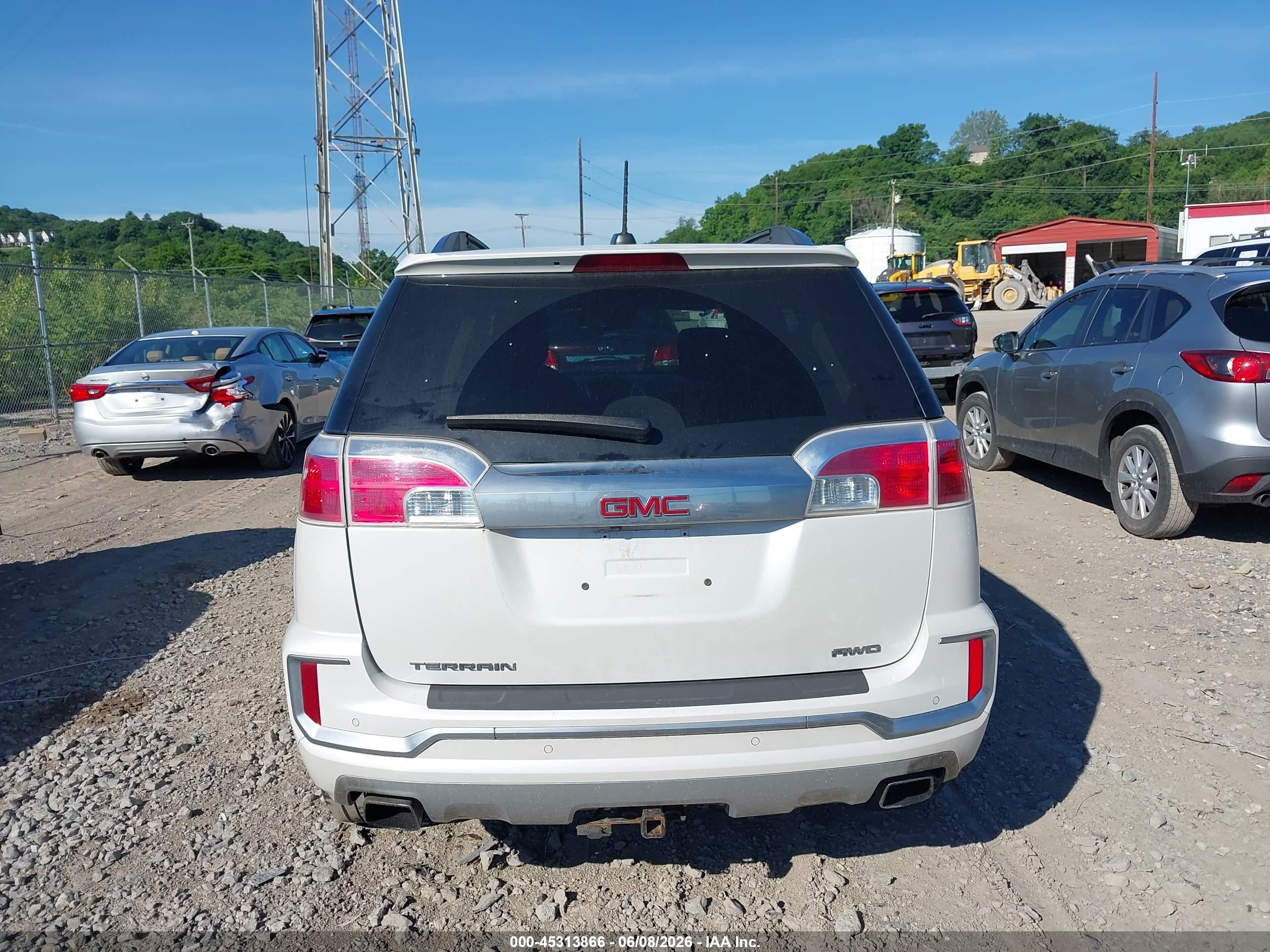 2017 Gmc Terrain Denali Белый vin: 2GKFLVE34H6150136