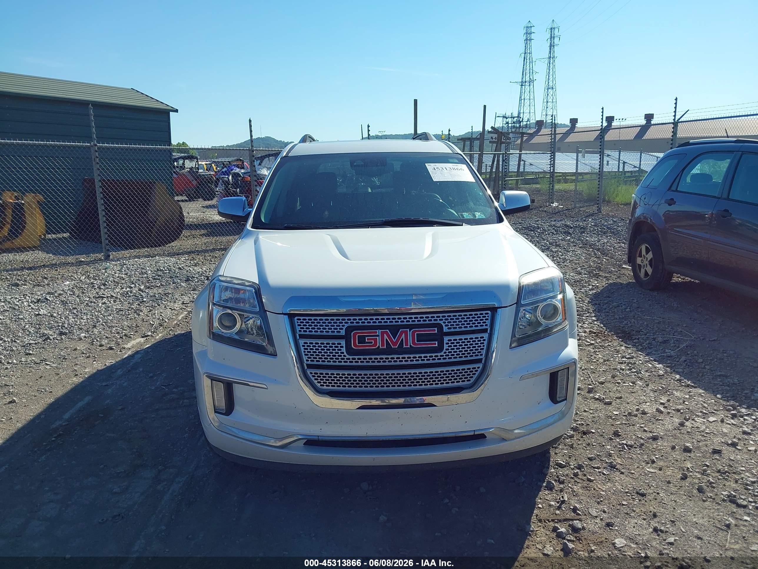 2017 Gmc Terrain Denali Белый vin: 2GKFLVE34H6150136