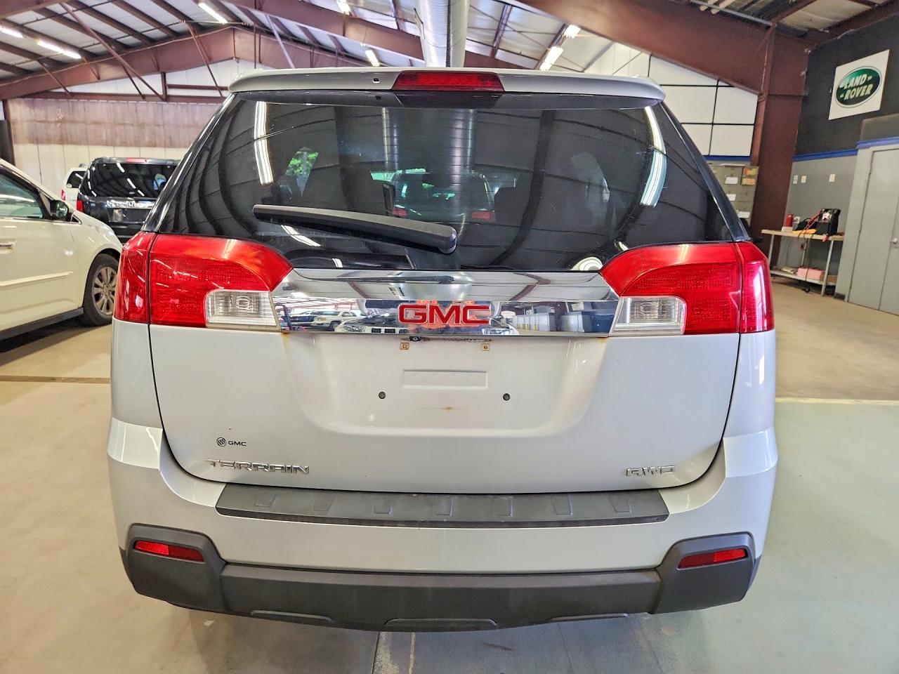 2014 Gmc Terrain Sle Серебряный vin: 2GKFLVEK4E6381427