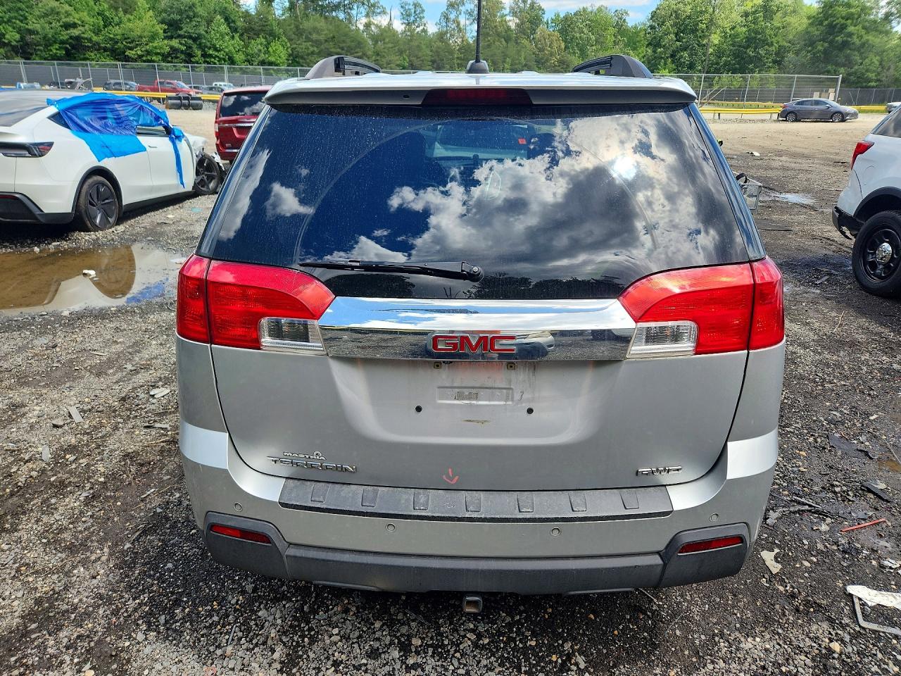 2015 Gmc Terrain Серебряный vin: 2GKFLXEK1F6355557