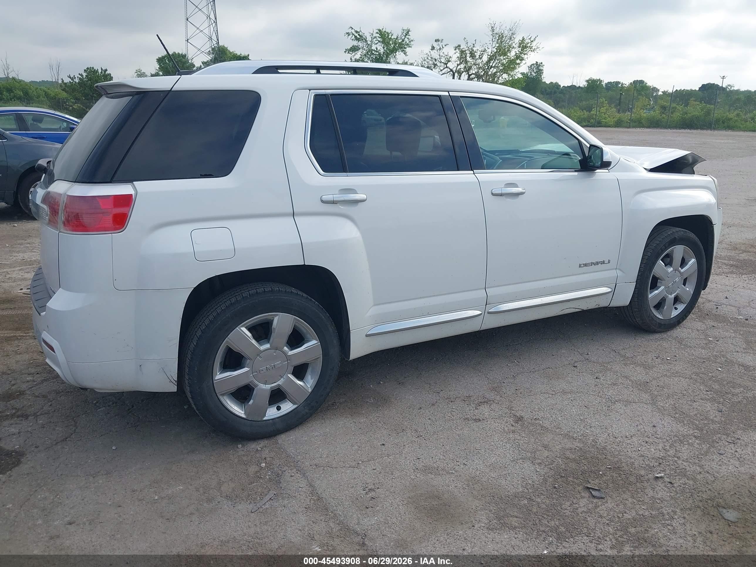 2015 Gmc Terrain Denali Белый vin: 2GKFLZE33F6219502