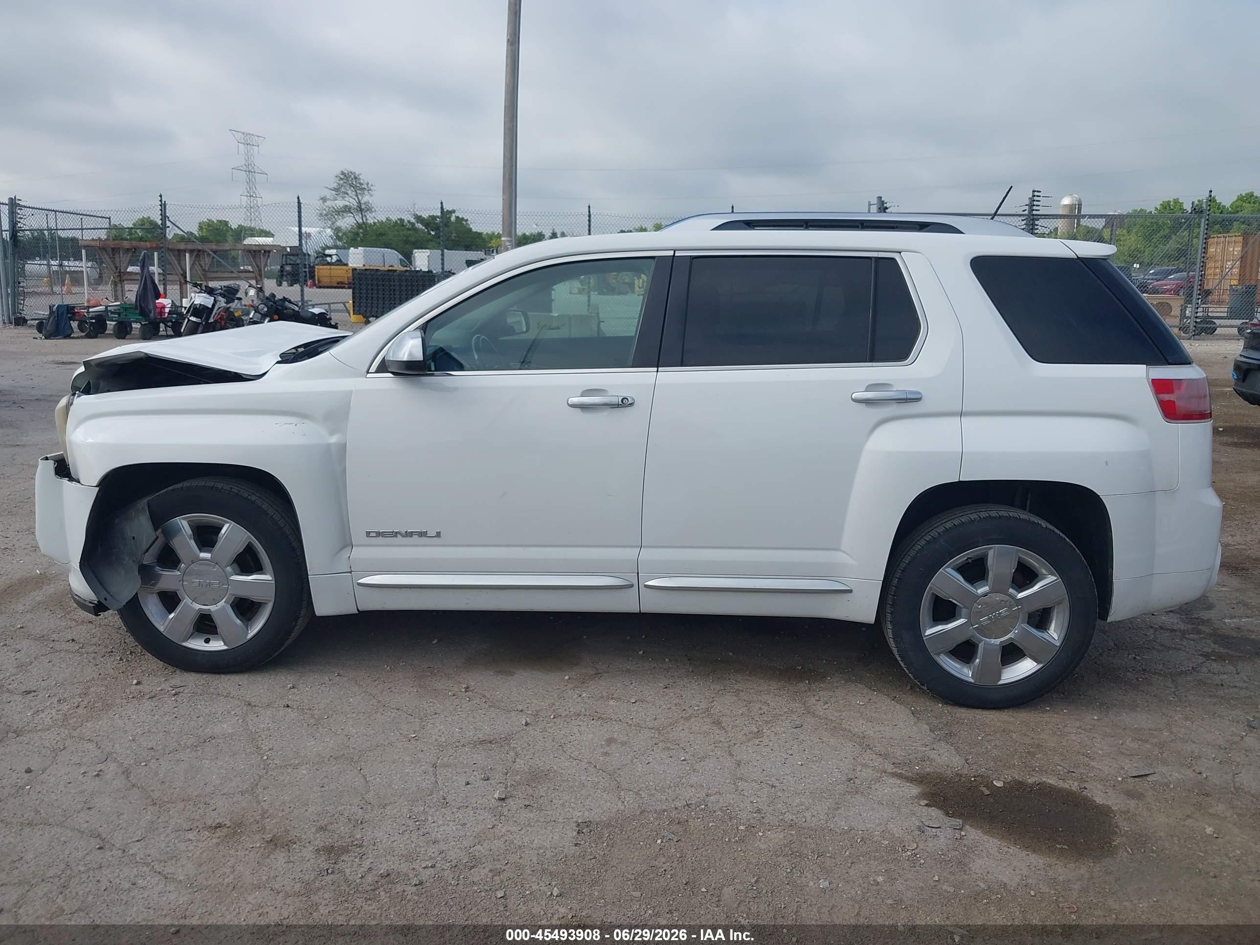 2015 Gmc Terrain Denali Белый vin: 2GKFLZE33F6219502