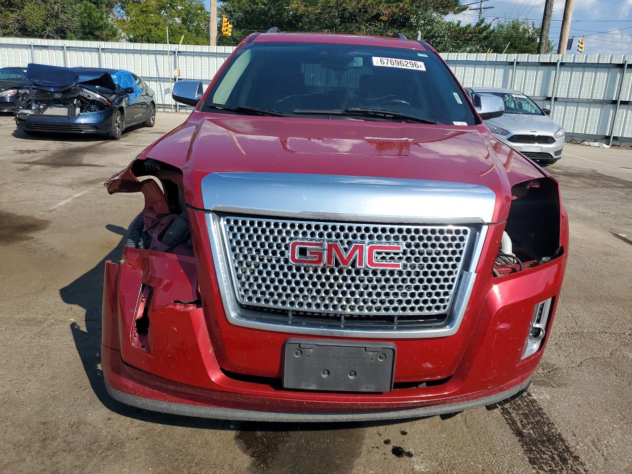 2013 Gmc Terrain Denali Maroon vin: 2GKFLZE34D6174115
