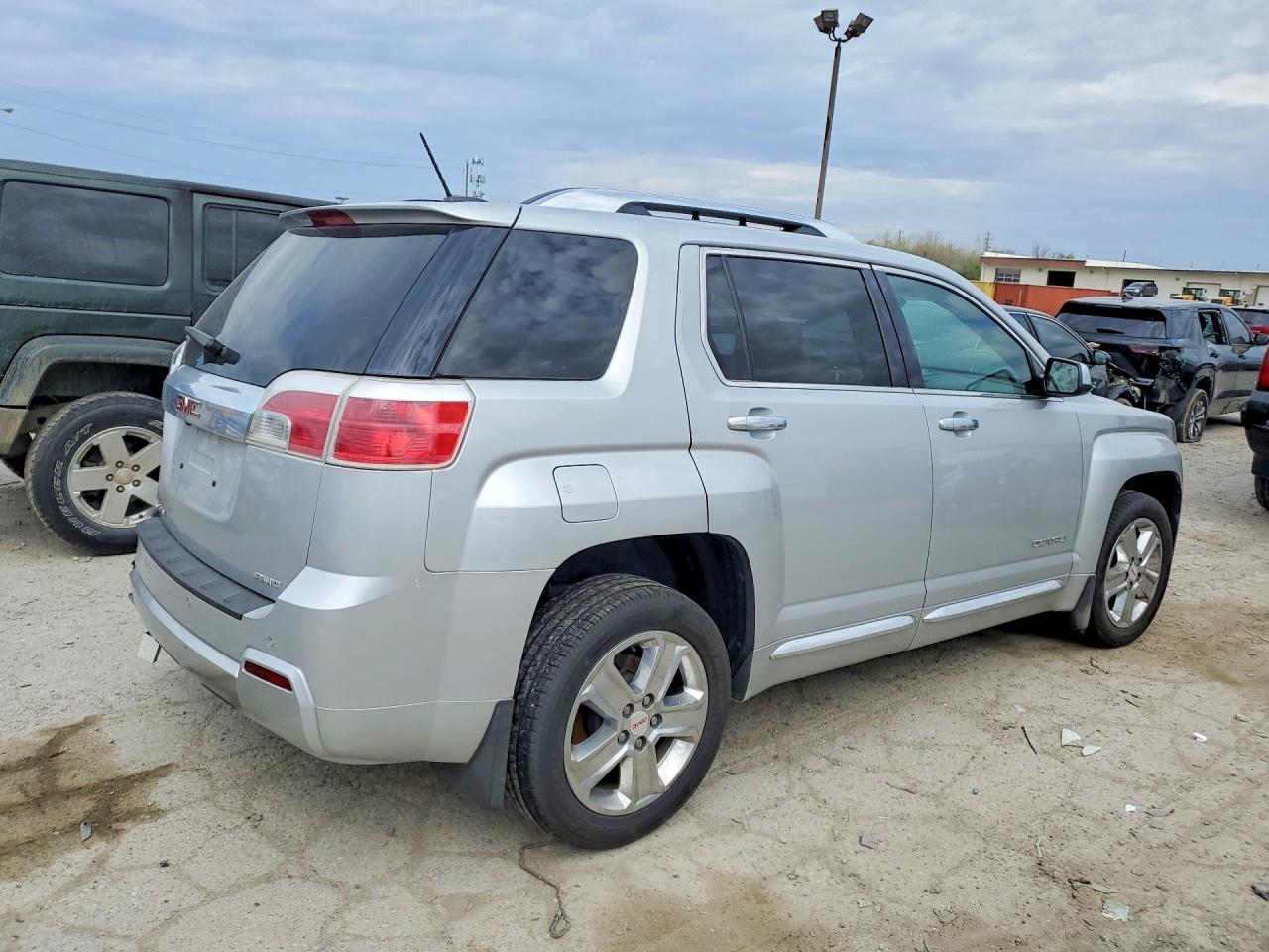 2015 Gmc Terrain Denali Silver vin: 2GKFLZEK1F6164667