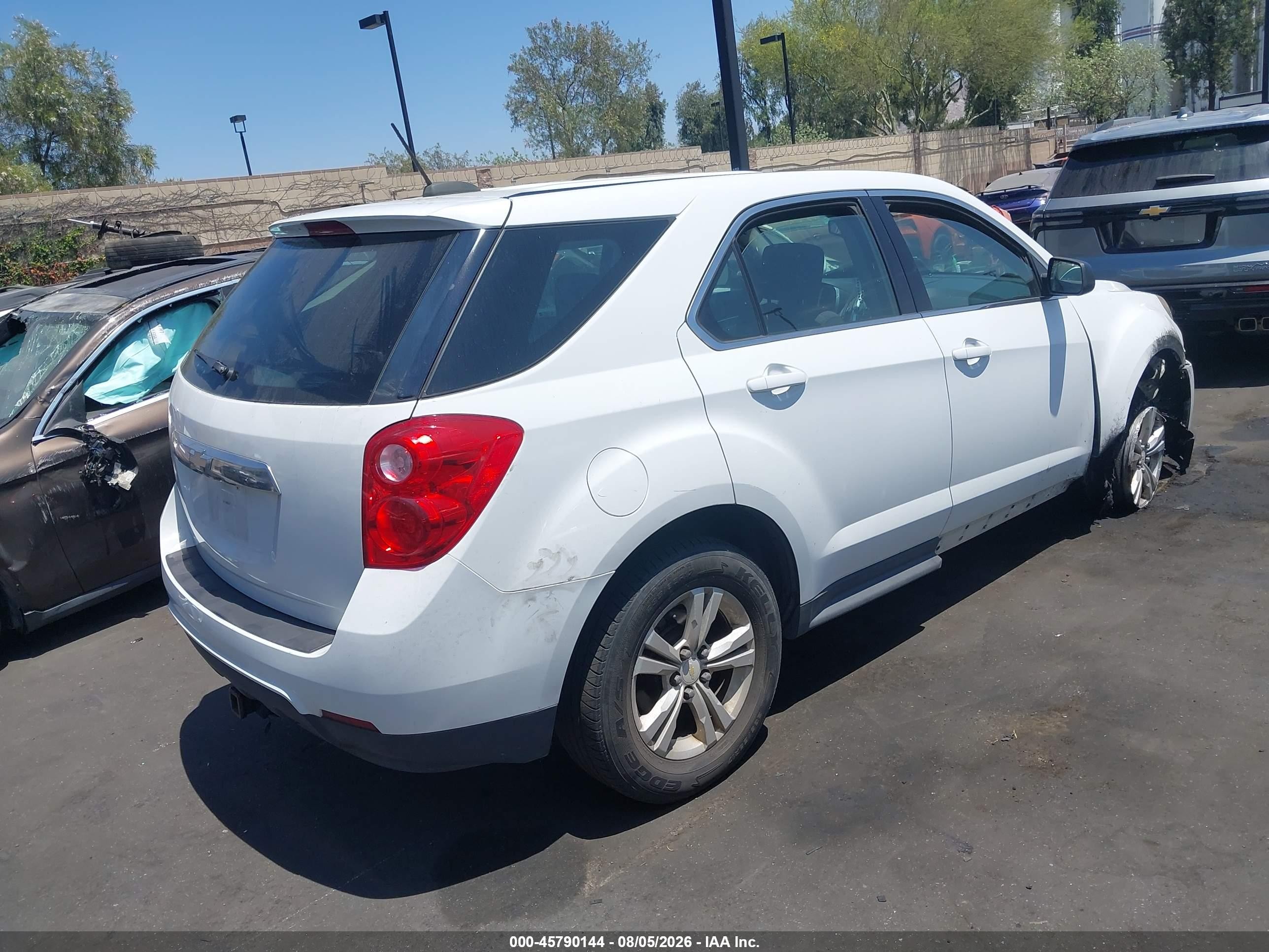 2015 Chevrolet Equinox Ls White vin: 2GNALAEK0F1112636