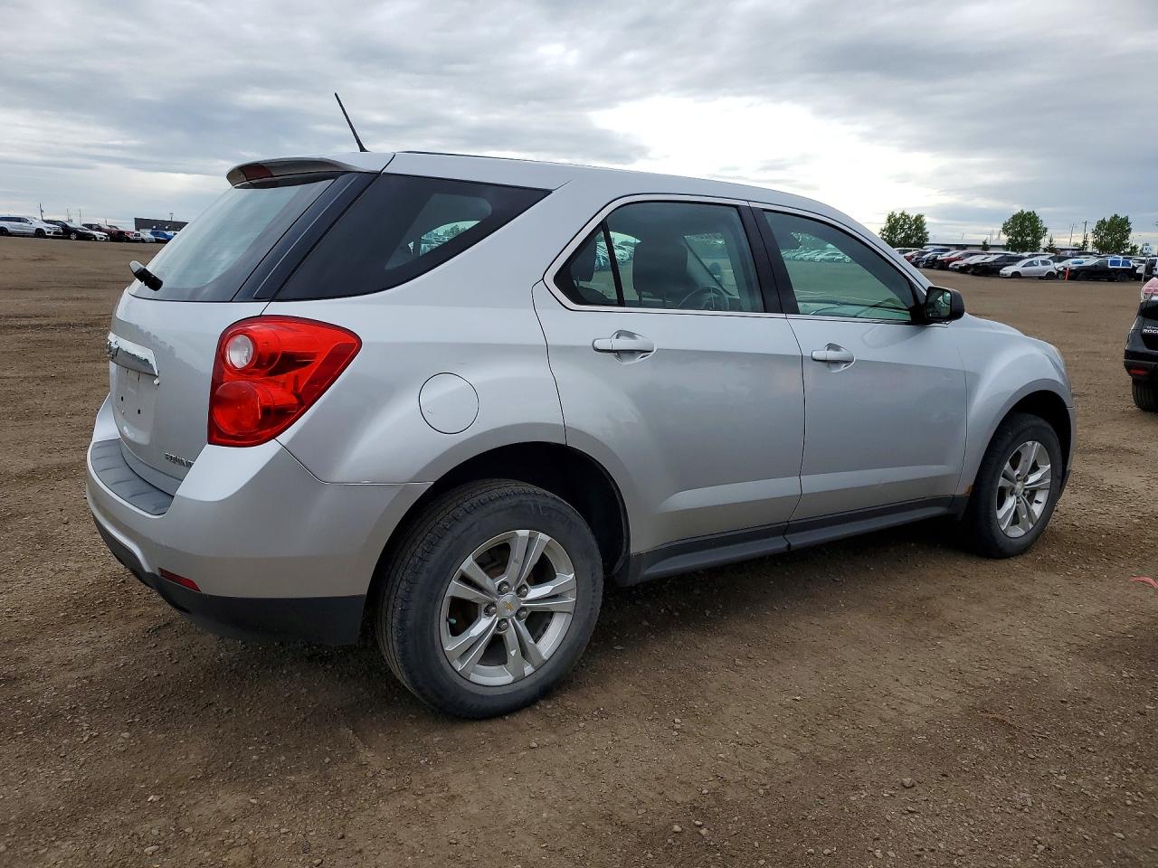 2014 Chevrolet Equinox Ls Silver vin: 2GNALAEK1E6175715