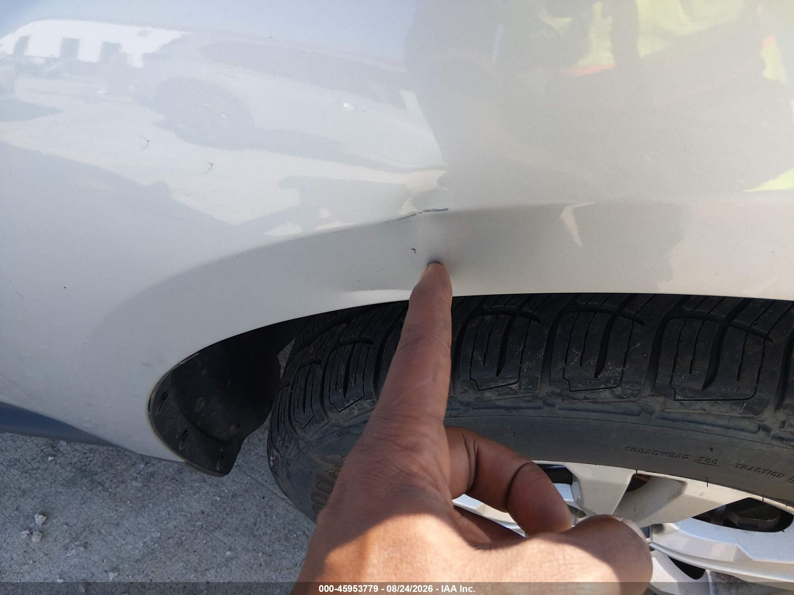 2014 Chevrolet Equinox Ls Silver vin: 2GNALAEK1E6288242