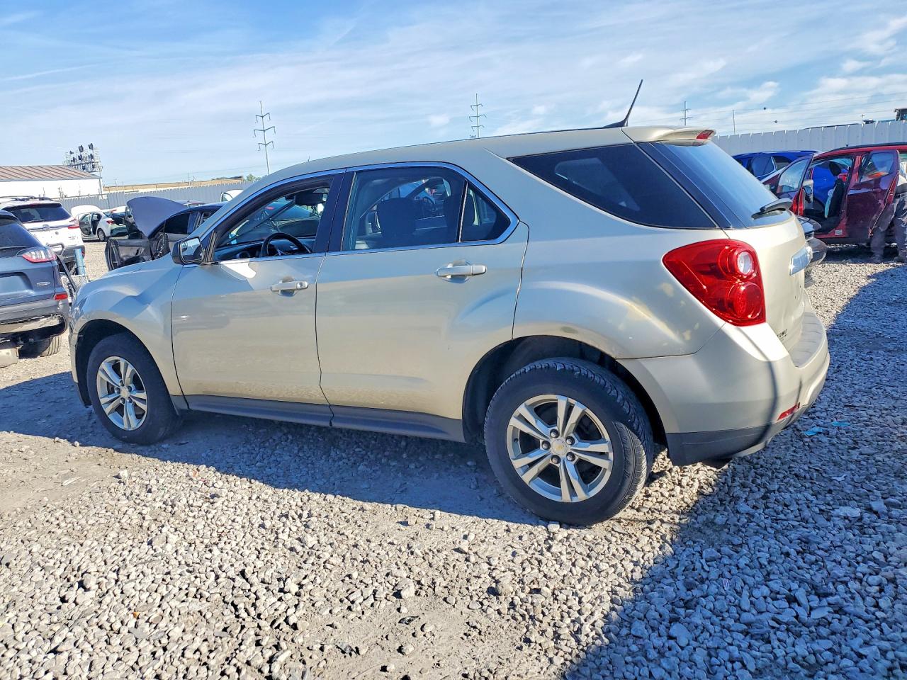 2014 Chevrolet Equinox Ls Желто-коричневый vin: 2GNALAEK1E6347841