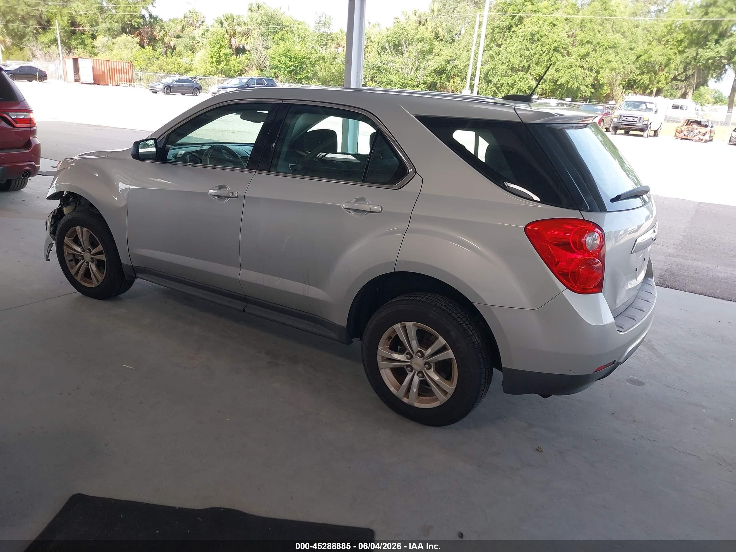 2015 Chevrolet Equinox Ls Silver vin: 2GNALAEK1F1103220