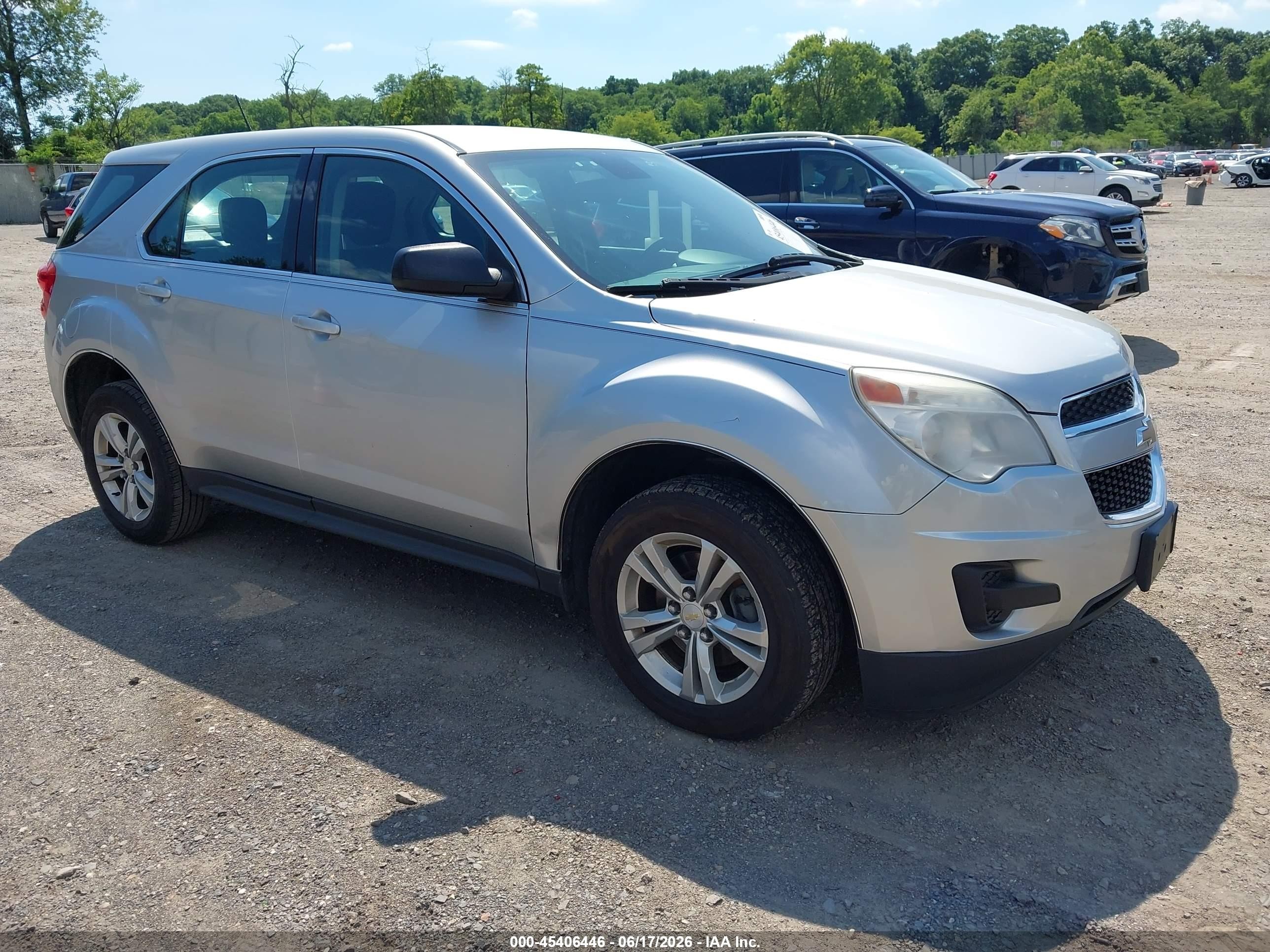 2014 Chevrolet Equinox Ls Silver vin: 2GNALAEK2E1157995
