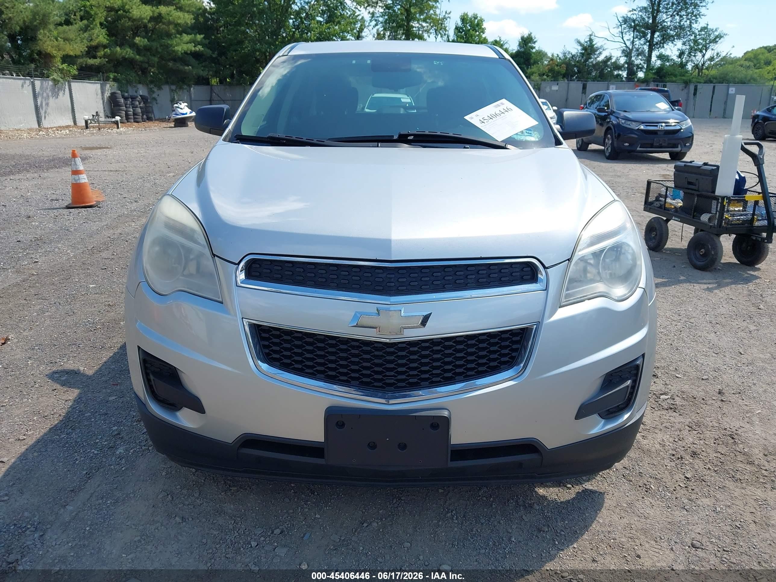 2014 Chevrolet Equinox Ls Silver vin: 2GNALAEK2E1157995