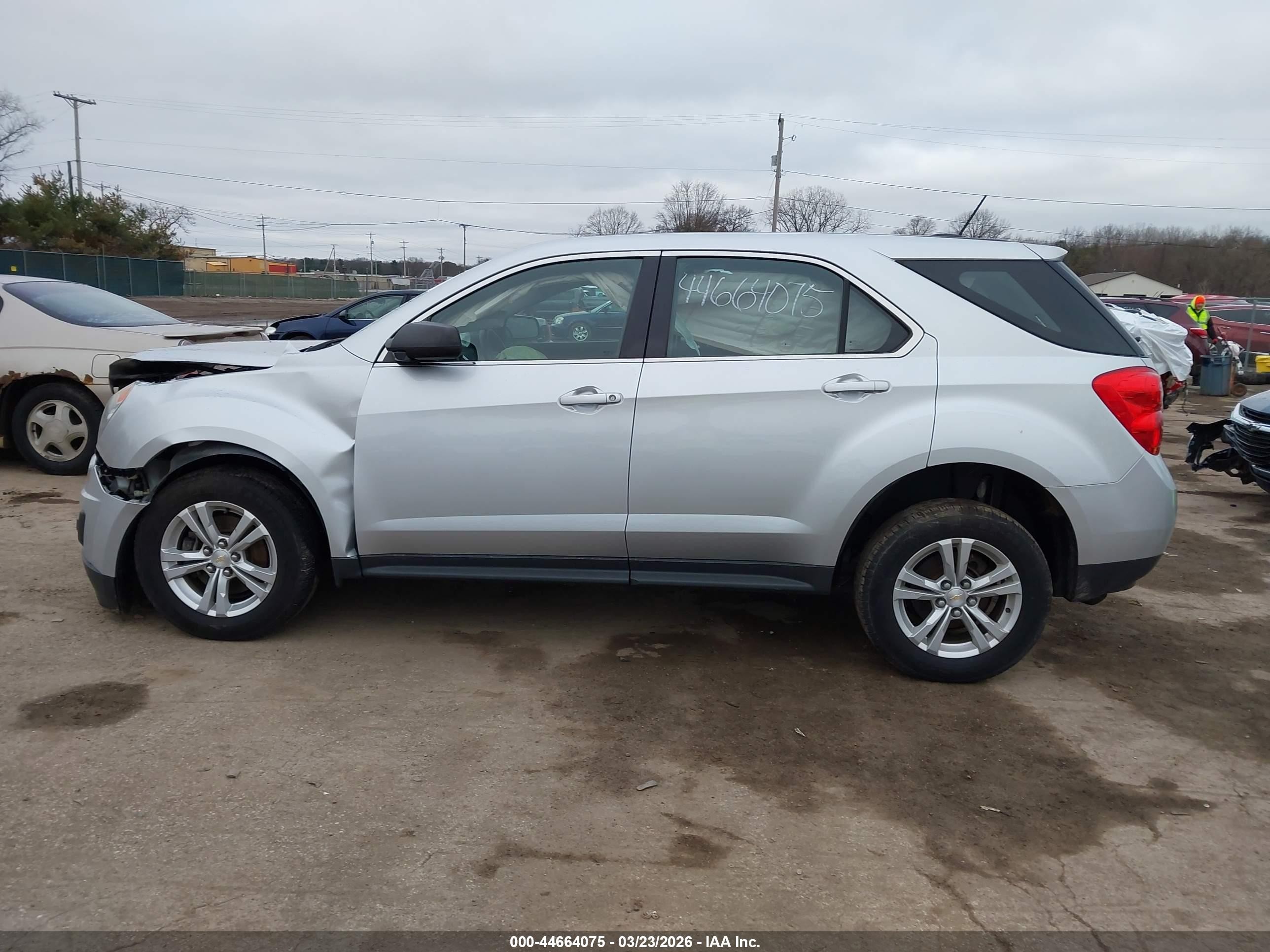 2015 Chevrolet Equinox Ls Silver vin: 2GNALAEK2F1108250