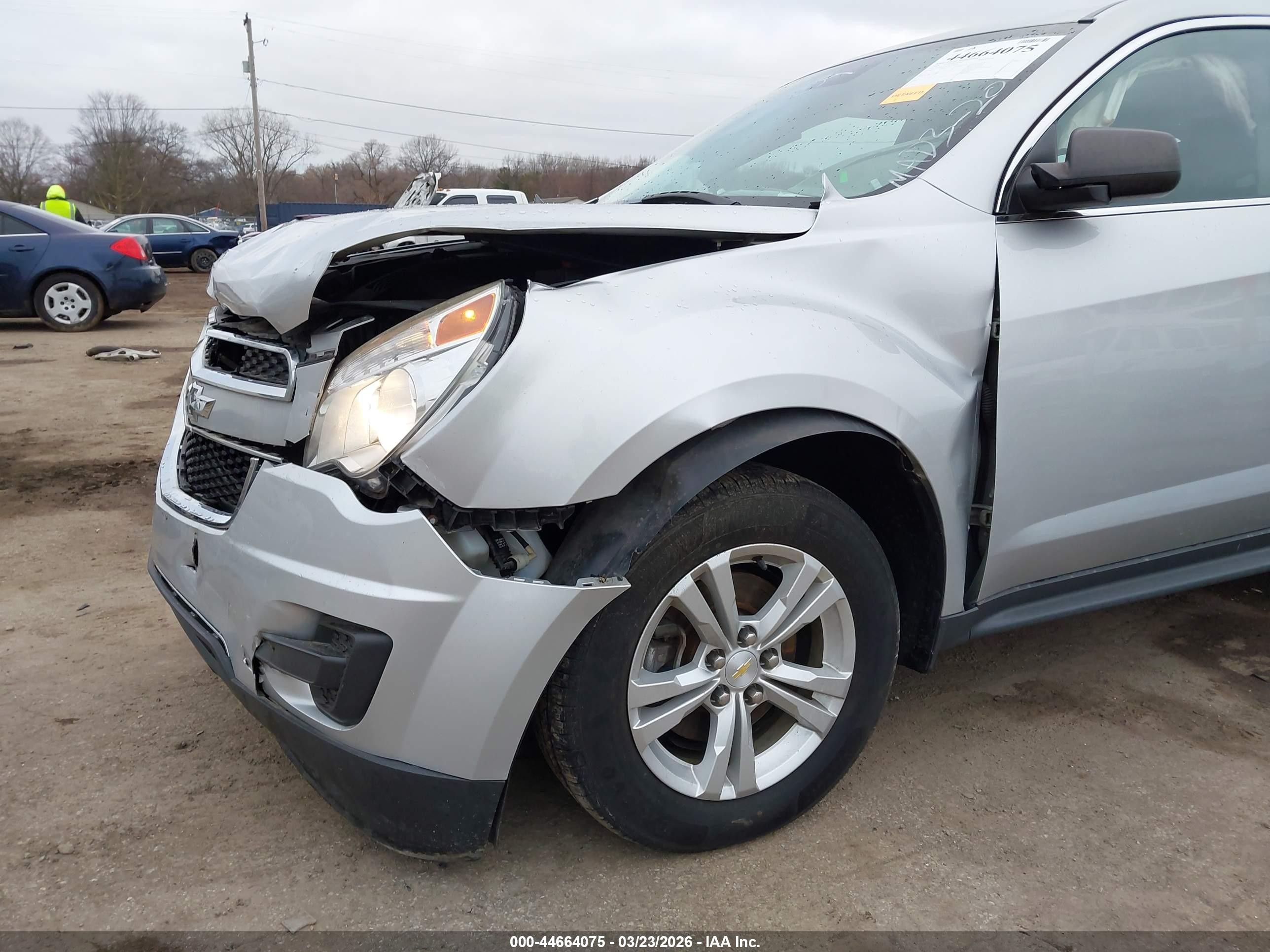 2015 Chevrolet Equinox Ls Silver vin: 2GNALAEK2F1108250