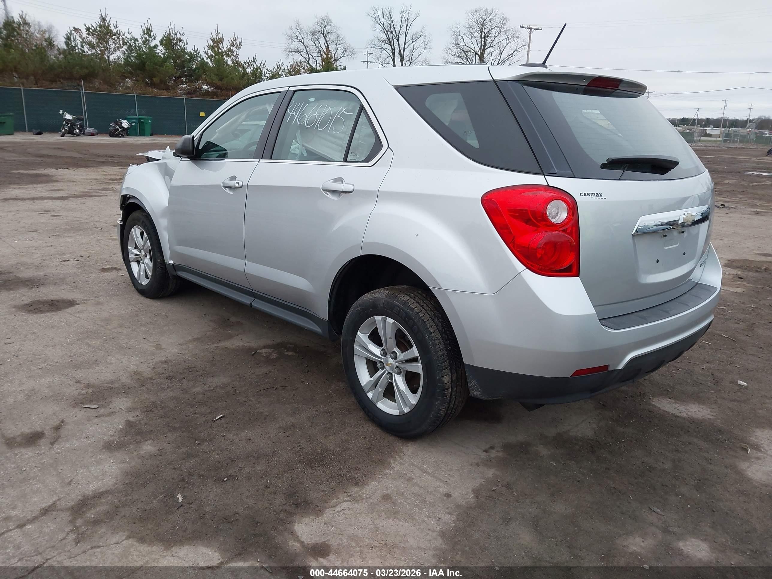 2015 Chevrolet Equinox Ls Silver vin: 2GNALAEK2F1108250