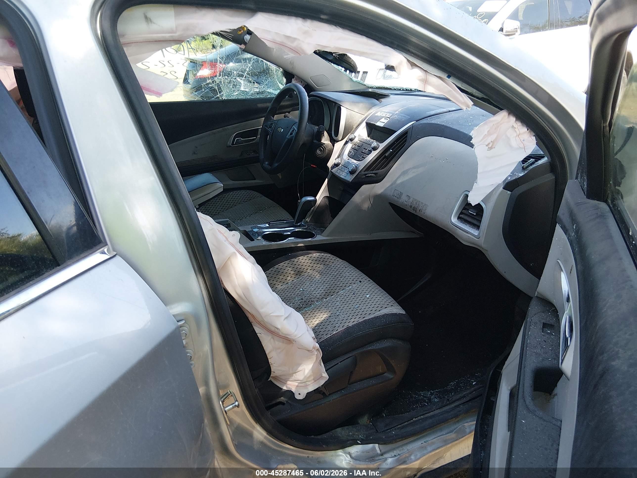 2015 Chevrolet Equinox Ls Silver vin: 2GNALAEK2F1128756