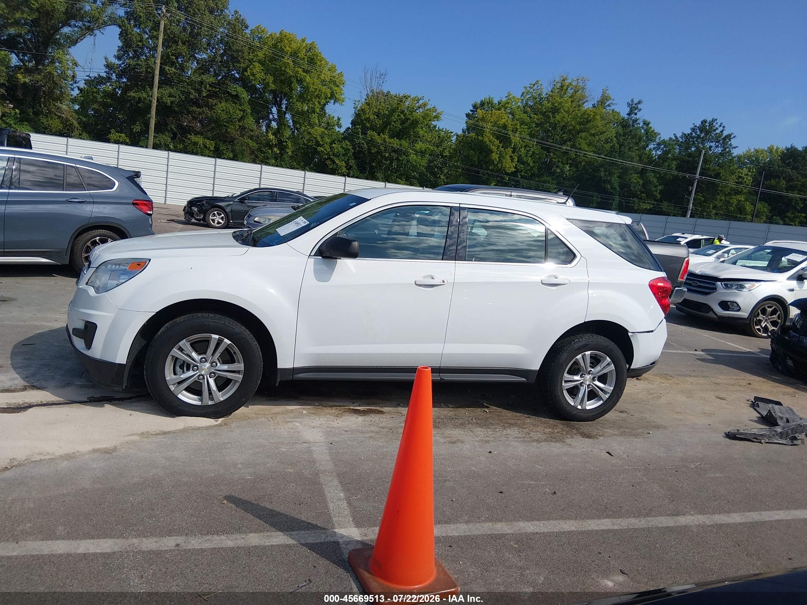 2014 Chevrolet Equinox Ls White vin: 2GNALAEK3E1144284