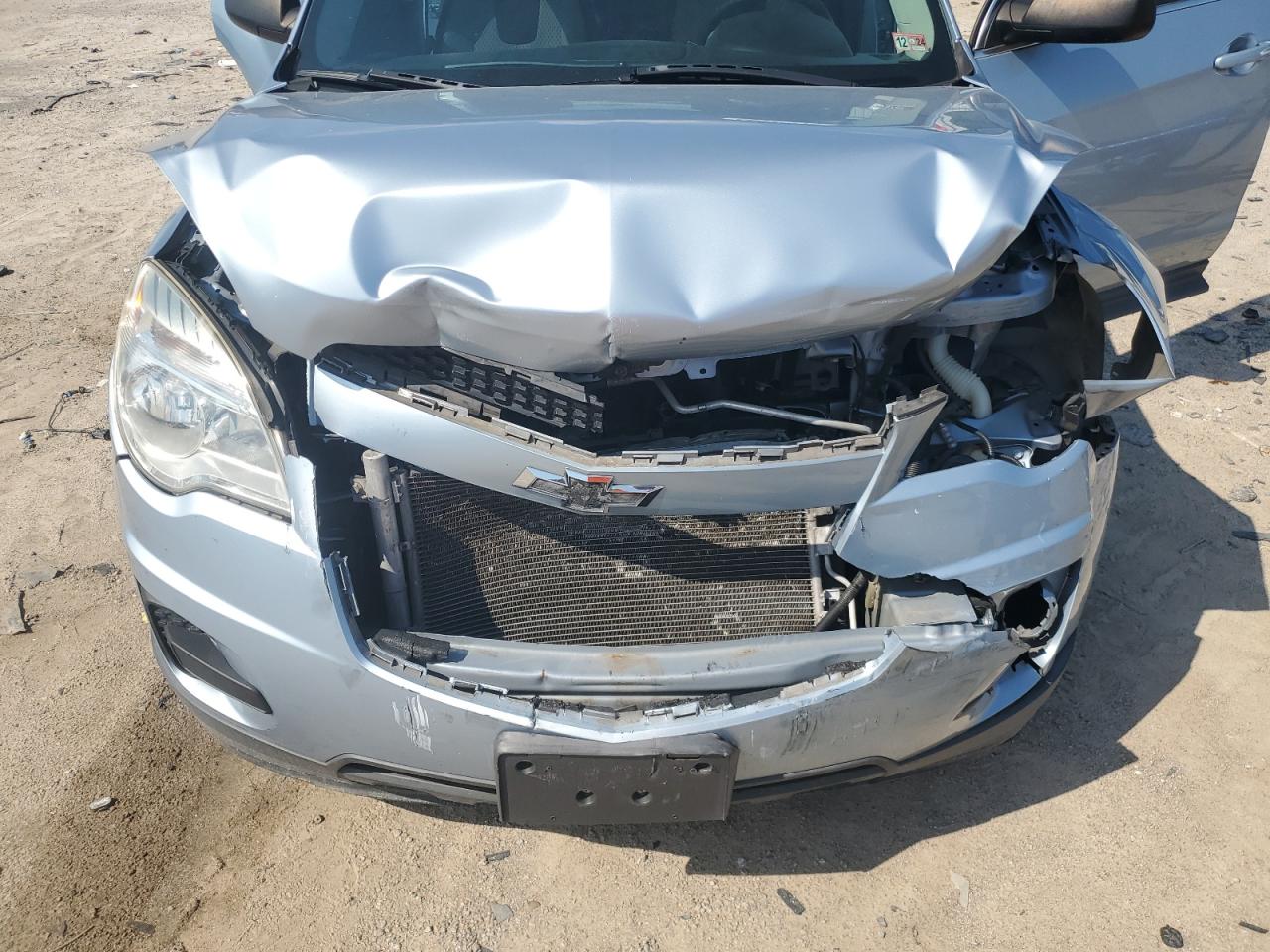 2014 Chevrolet Equinox Ls Silver vin: 2GNALAEK3E6178292