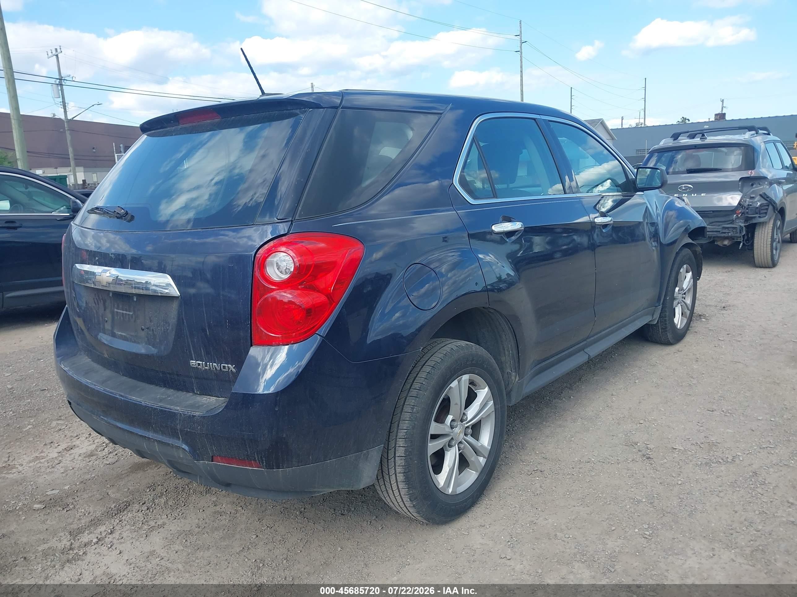 2015 Chevrolet Equinox Ls Blue vin: 2GNALAEK3F1136011