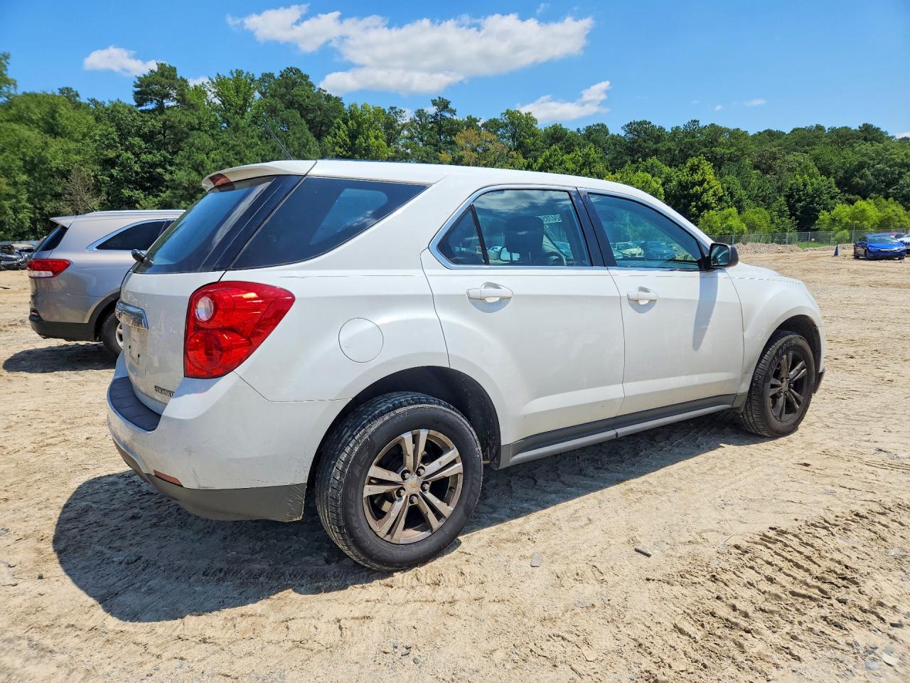 2015 Chevrolet Equinox Ls White vin: 2GNALAEK3F1162821