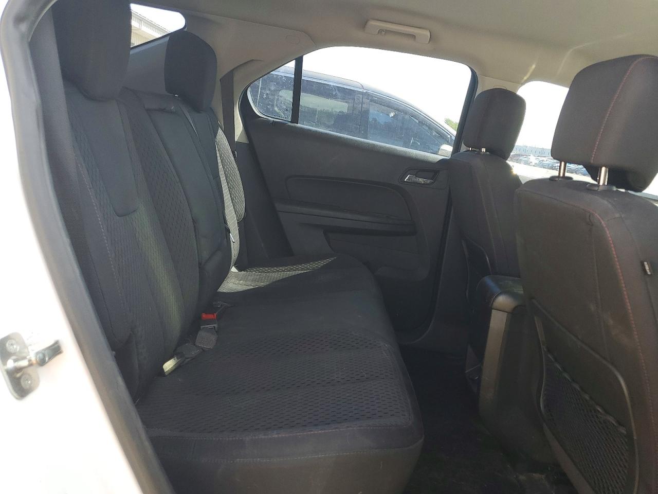 2015 Chevrolet Equinox Ls Белый vin: 2GNALAEK3F6109653