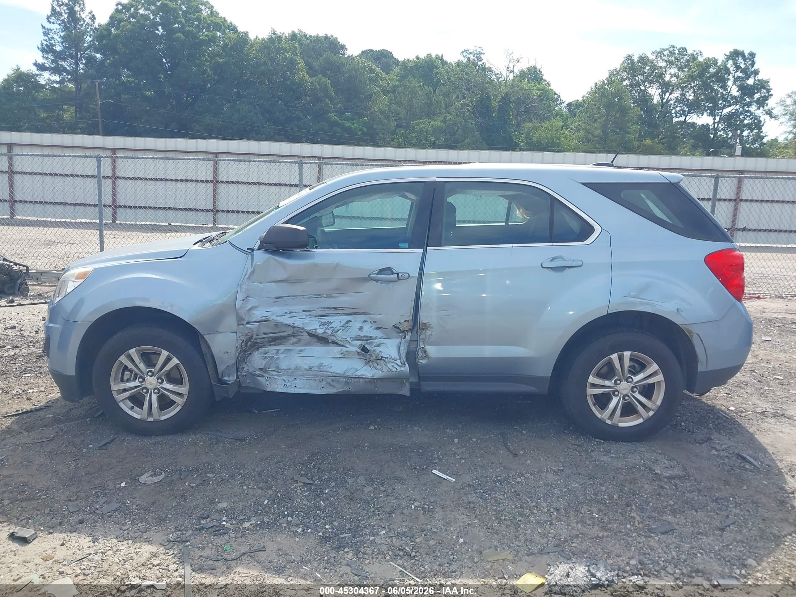2015 Chevrolet Equinox Ls Blue vin: 2GNALAEK3F6289278