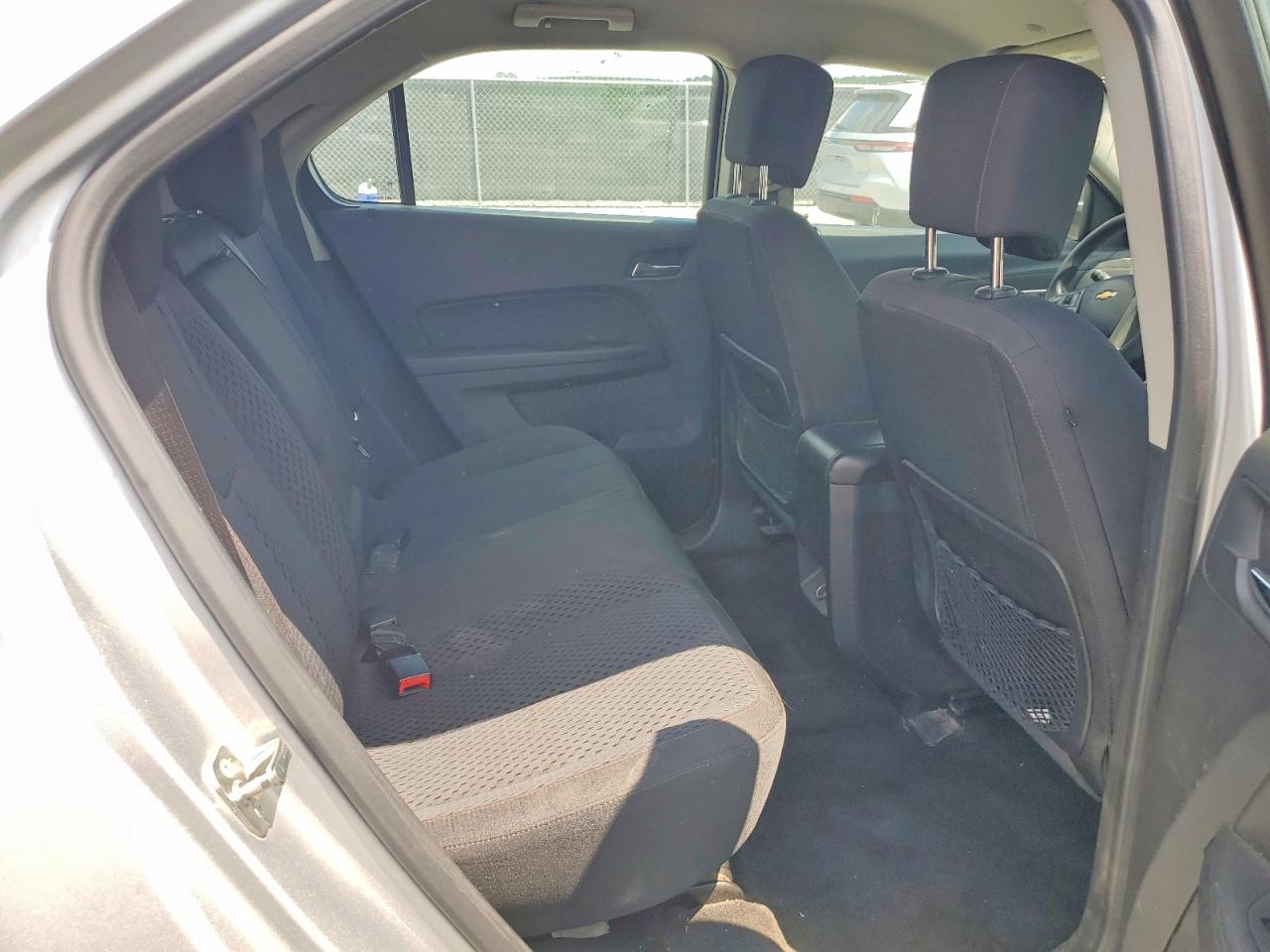 2014 Chevrolet Equinox Ls Серебряный vin: 2GNALAEK5E1127437