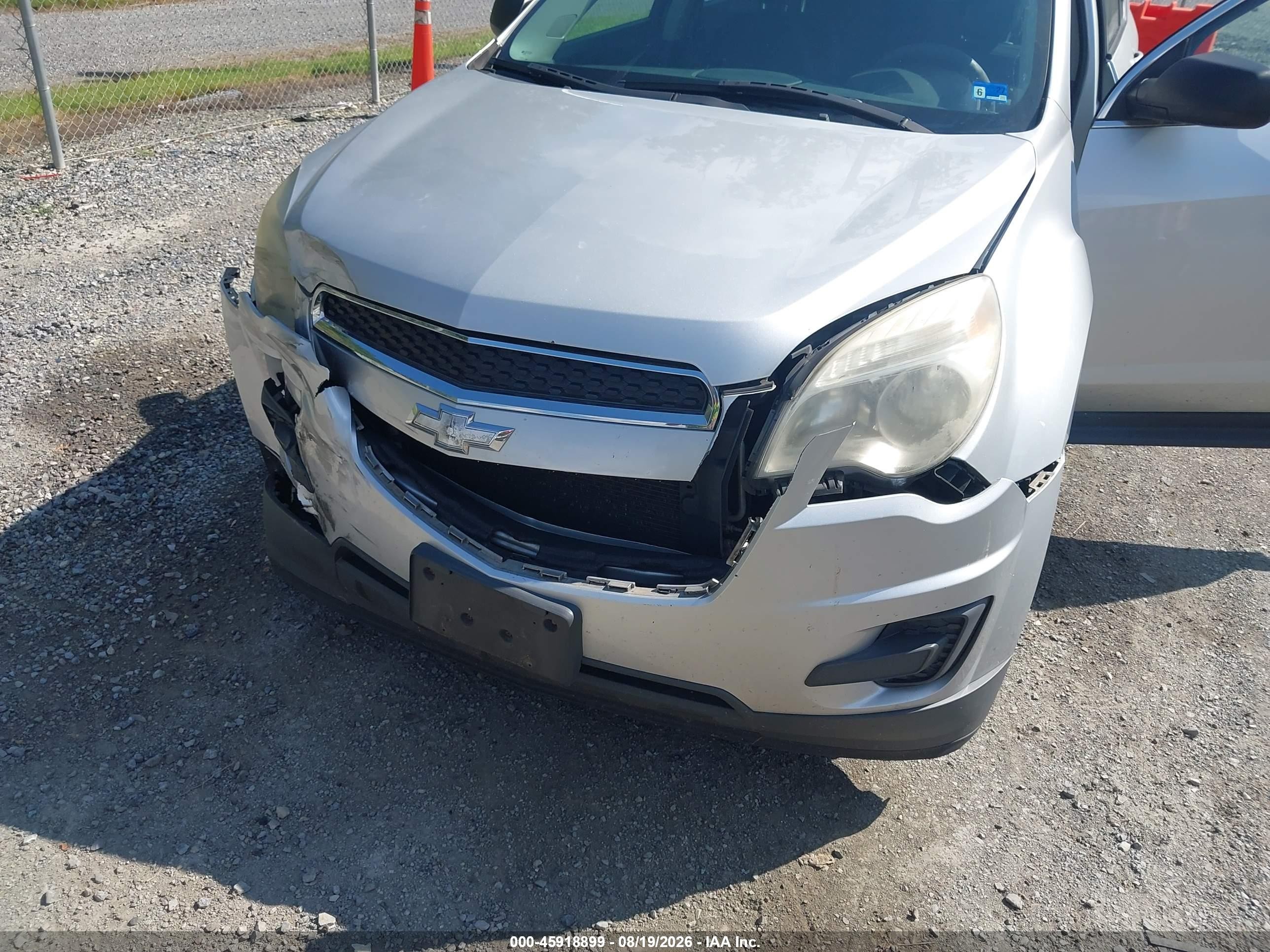 2014 Chevrolet Equinox Ls Silver vin: 2GNALAEK5E1156890