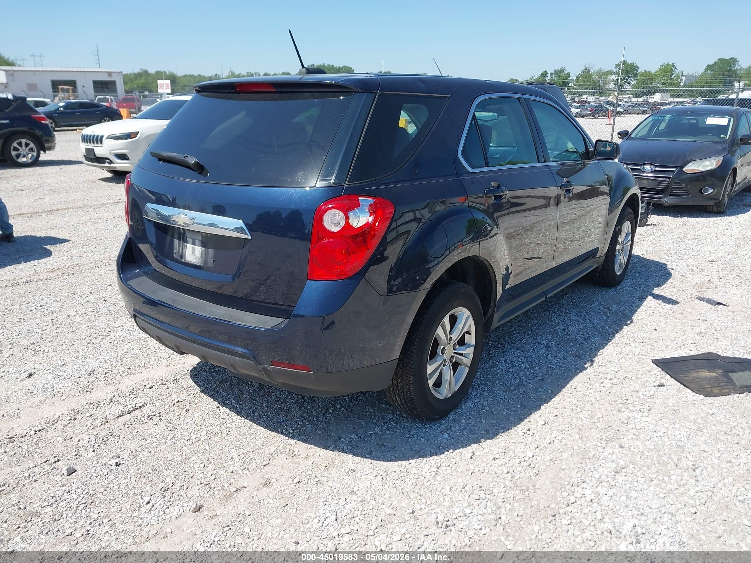 2015 Chevrolet Equinox Ls Черный vin: 2GNALAEK5F6138216