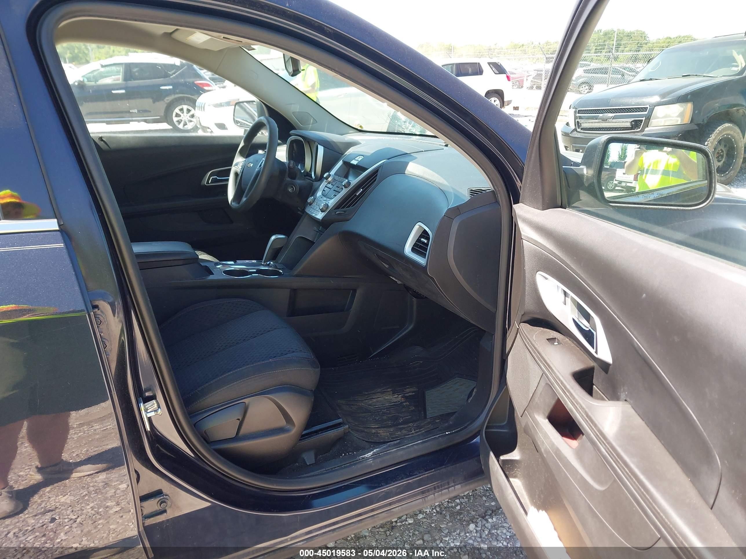 2015 Chevrolet Equinox Ls Черный vin: 2GNALAEK5F6138216