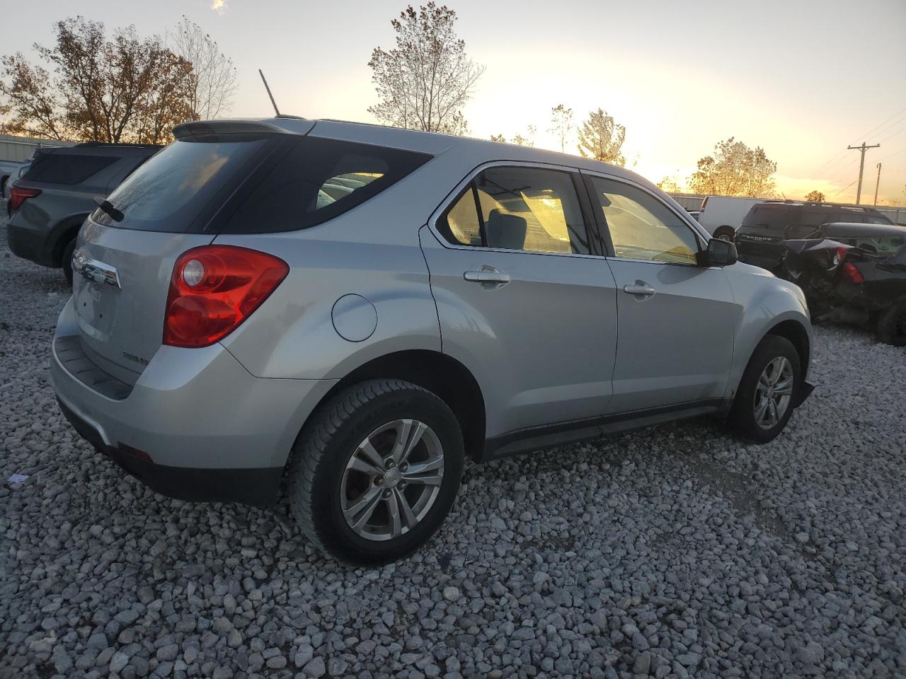 2015 Chevrolet Equinox Ls Silver vin: 2GNALAEK5F6306923