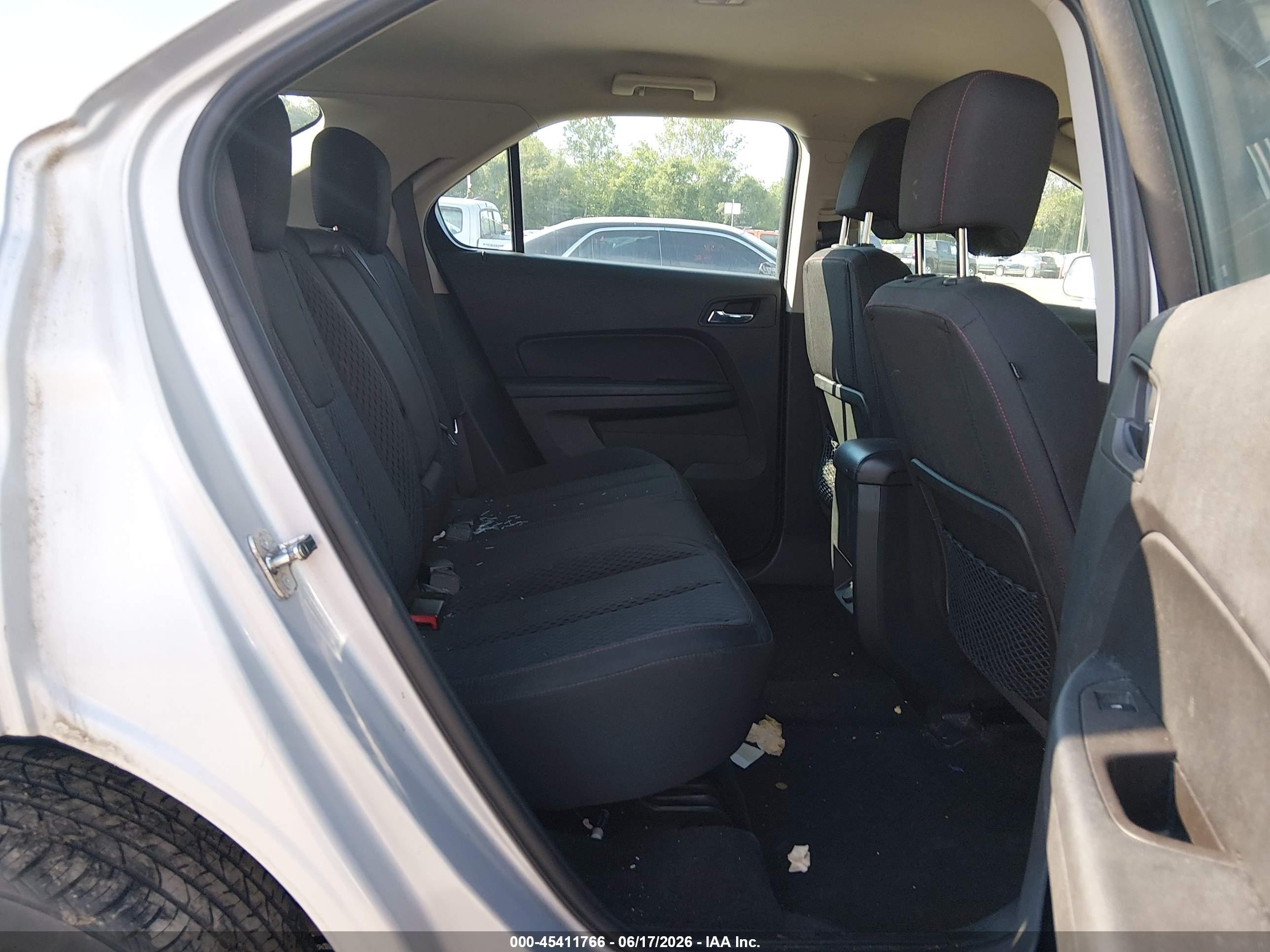 2014 Chevrolet Equinox Ls Серебряный vin: 2GNALAEK6E6236542